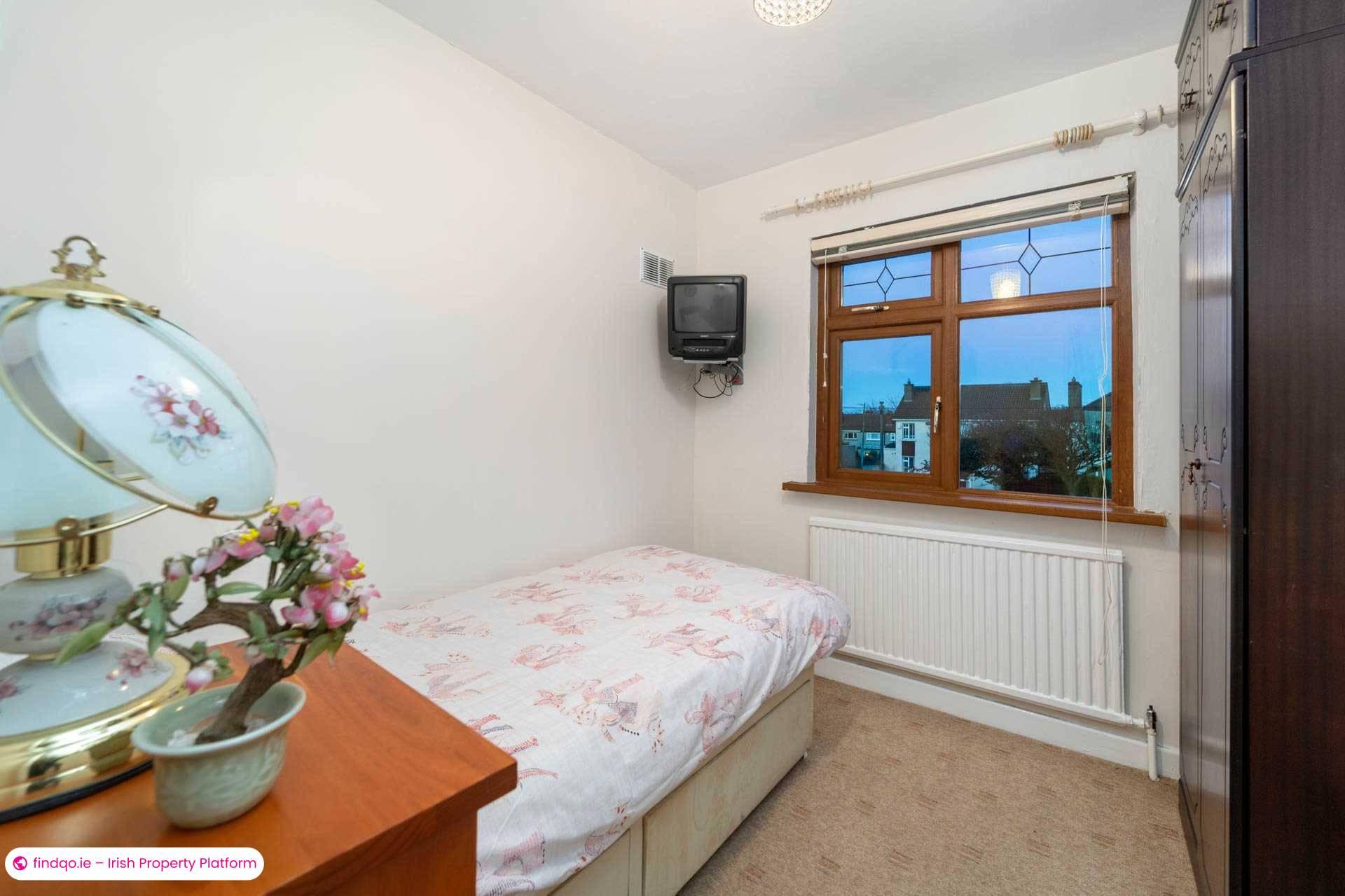 Semi-detached house for Sale in Dublin 12