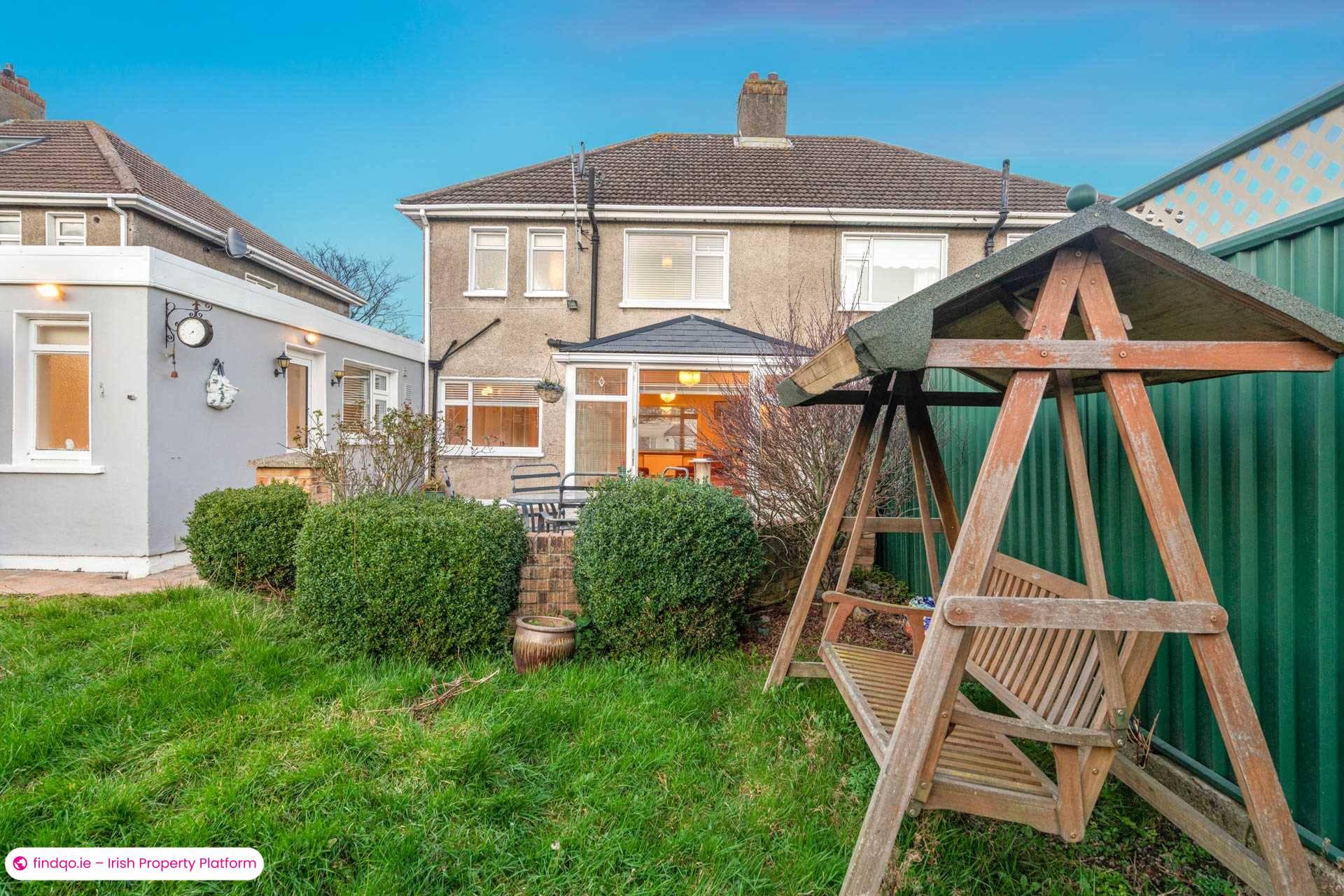 Semi-detached house for Sale in Dublin 12
