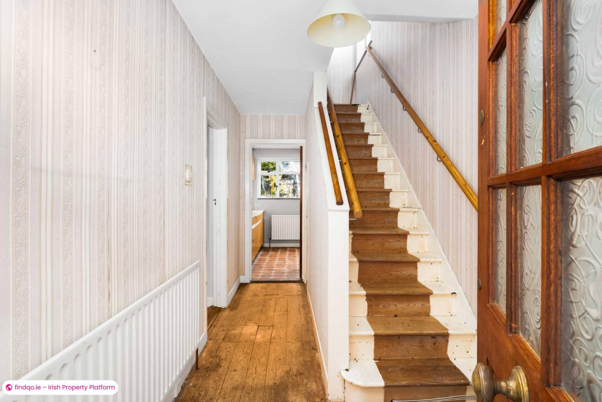 Semi-detached house for Sale in Dublin 16