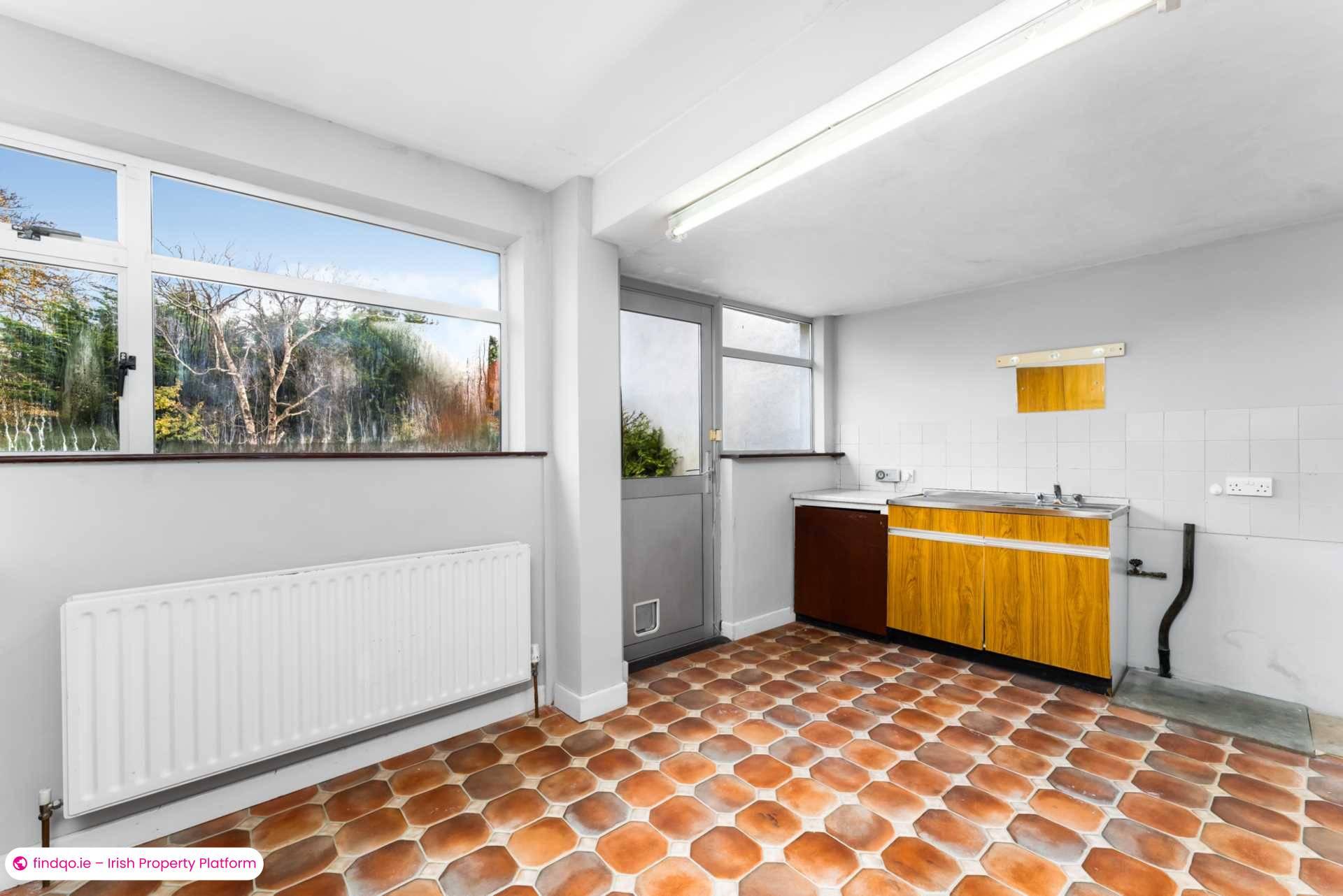 Semi-detached house for Sale in Dublin 16