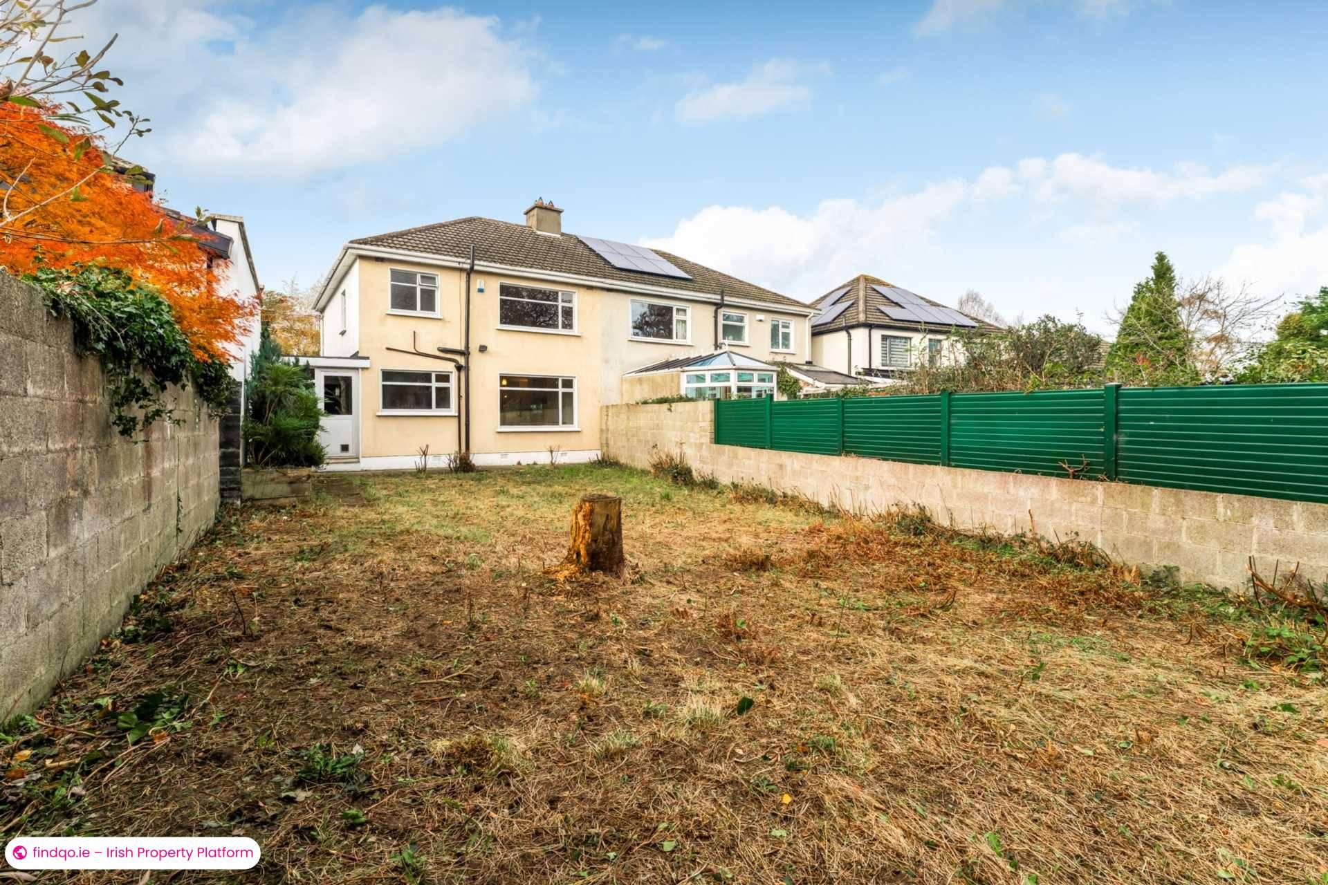 Semi-detached house for Sale in Dublin 16