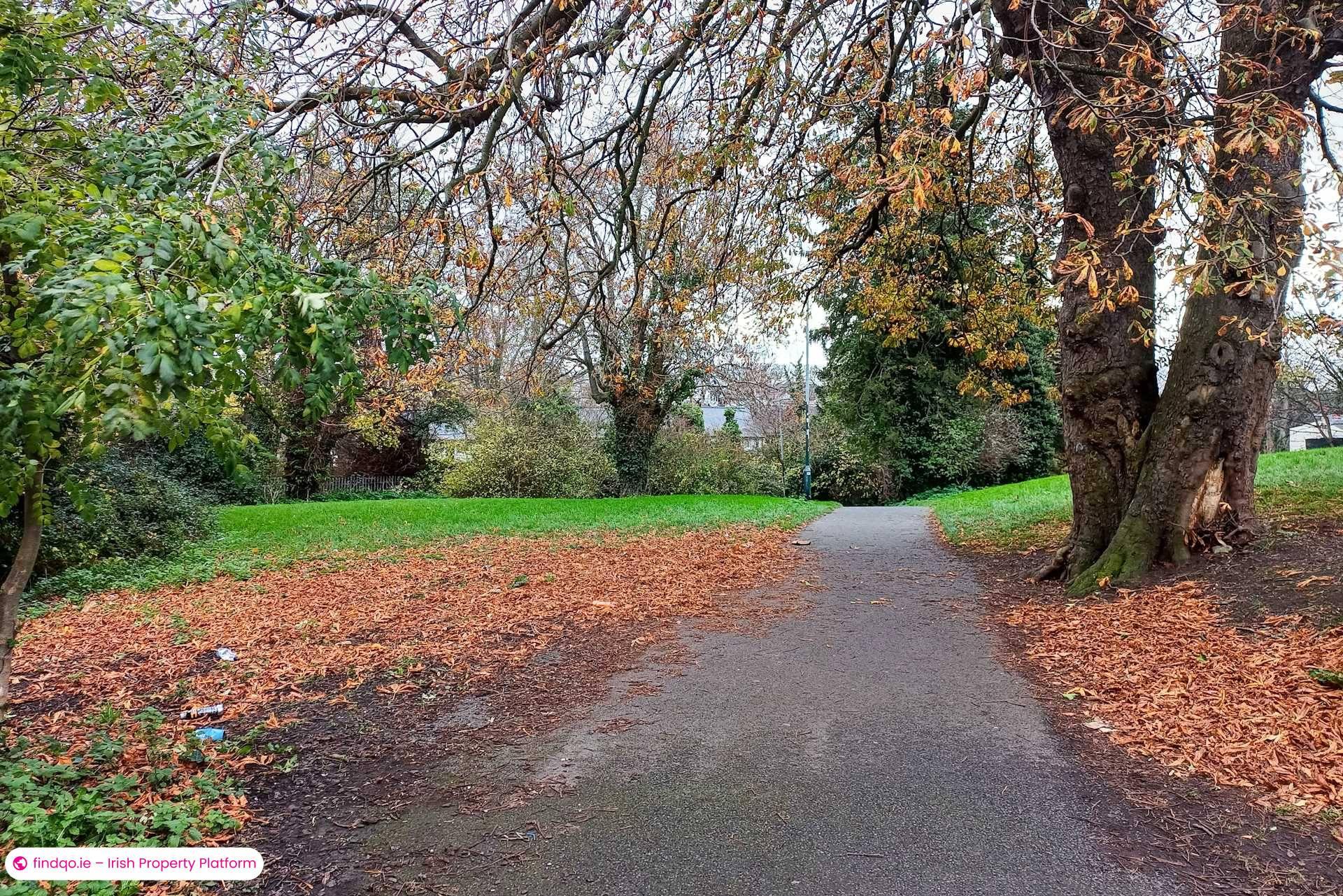 Semi-detached house for Sale in Dublin 16