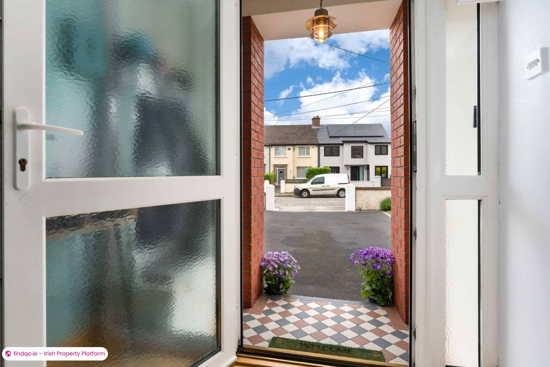 End of terrace house for Sale in Dublin 14