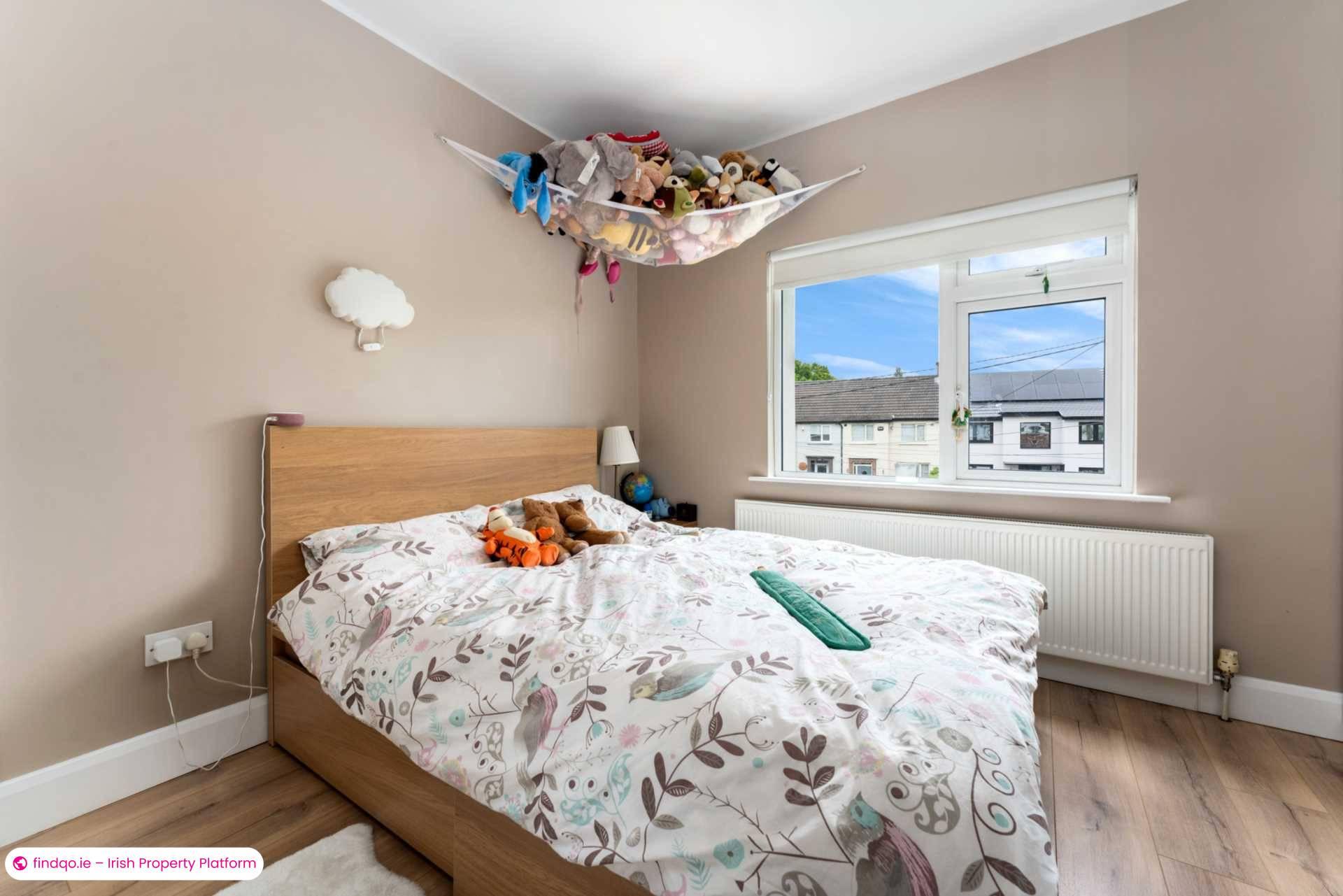 End of terrace house for Sale in Dublin 14
