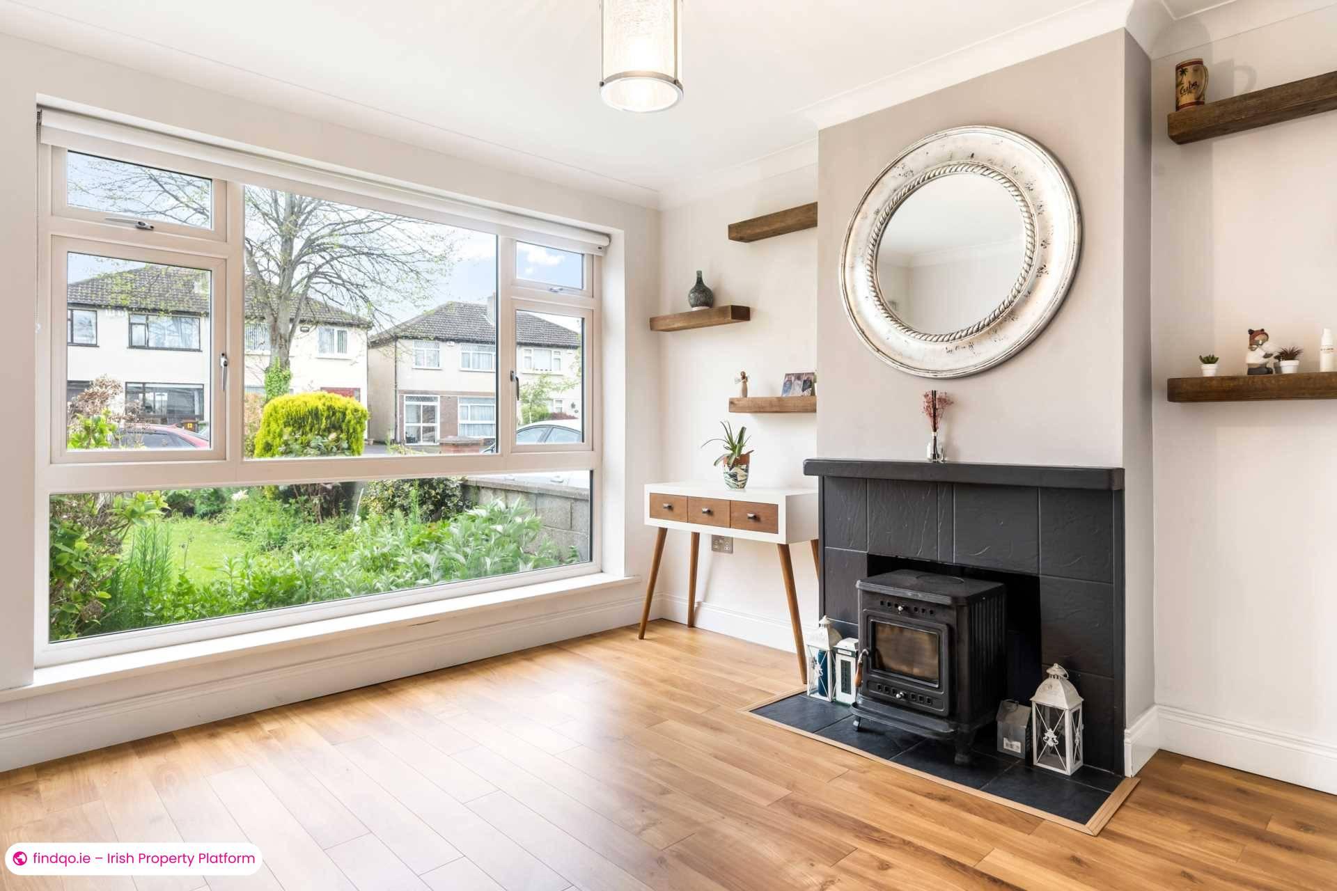 Semi-detached house for Sale in Dublin 24