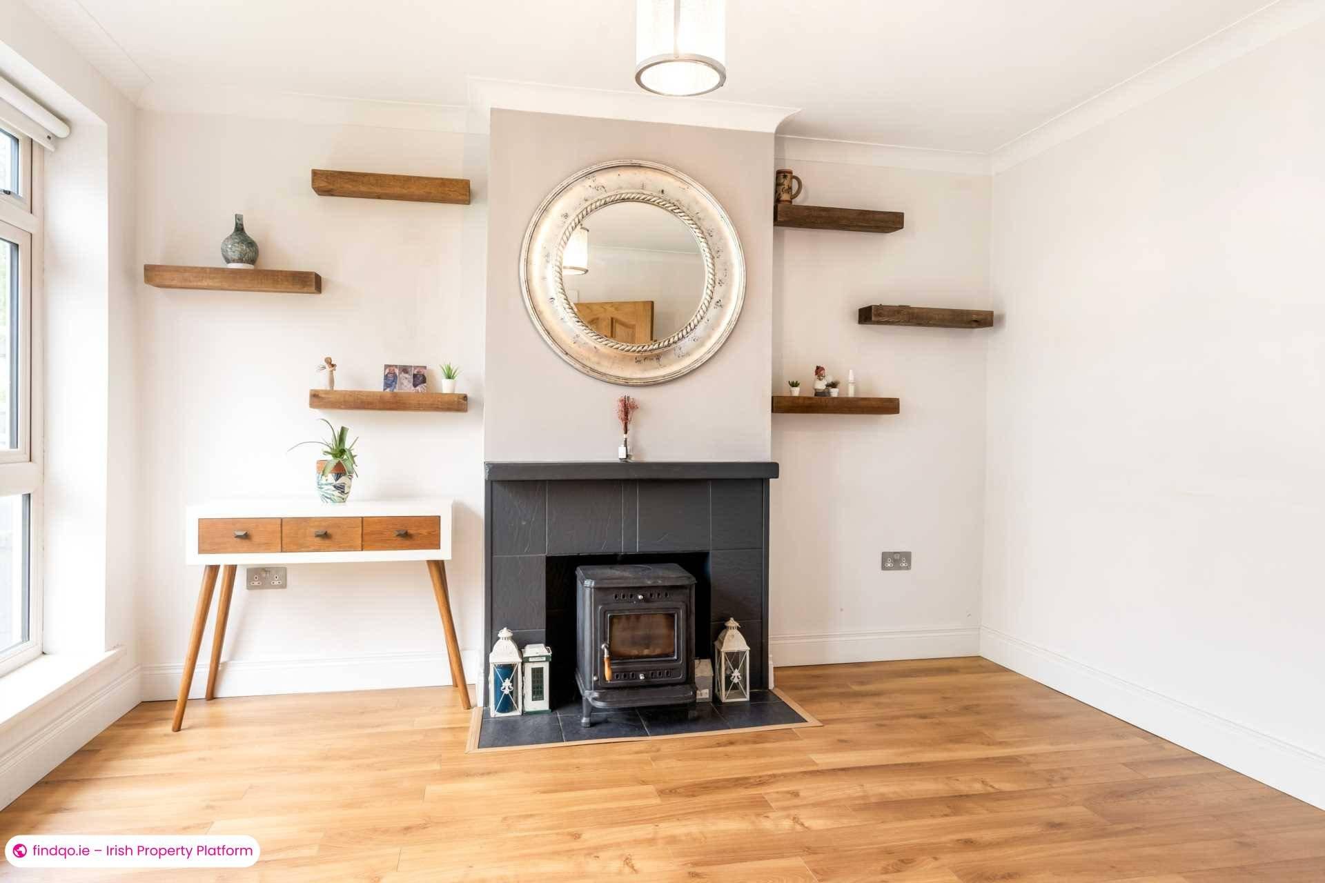 Semi-detached house for Sale in Dublin 24