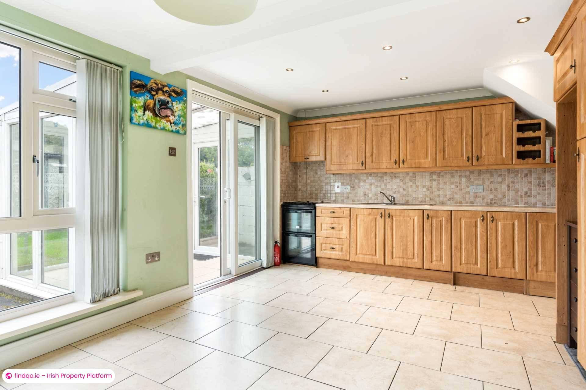 Semi-detached house for Sale in Dublin 24