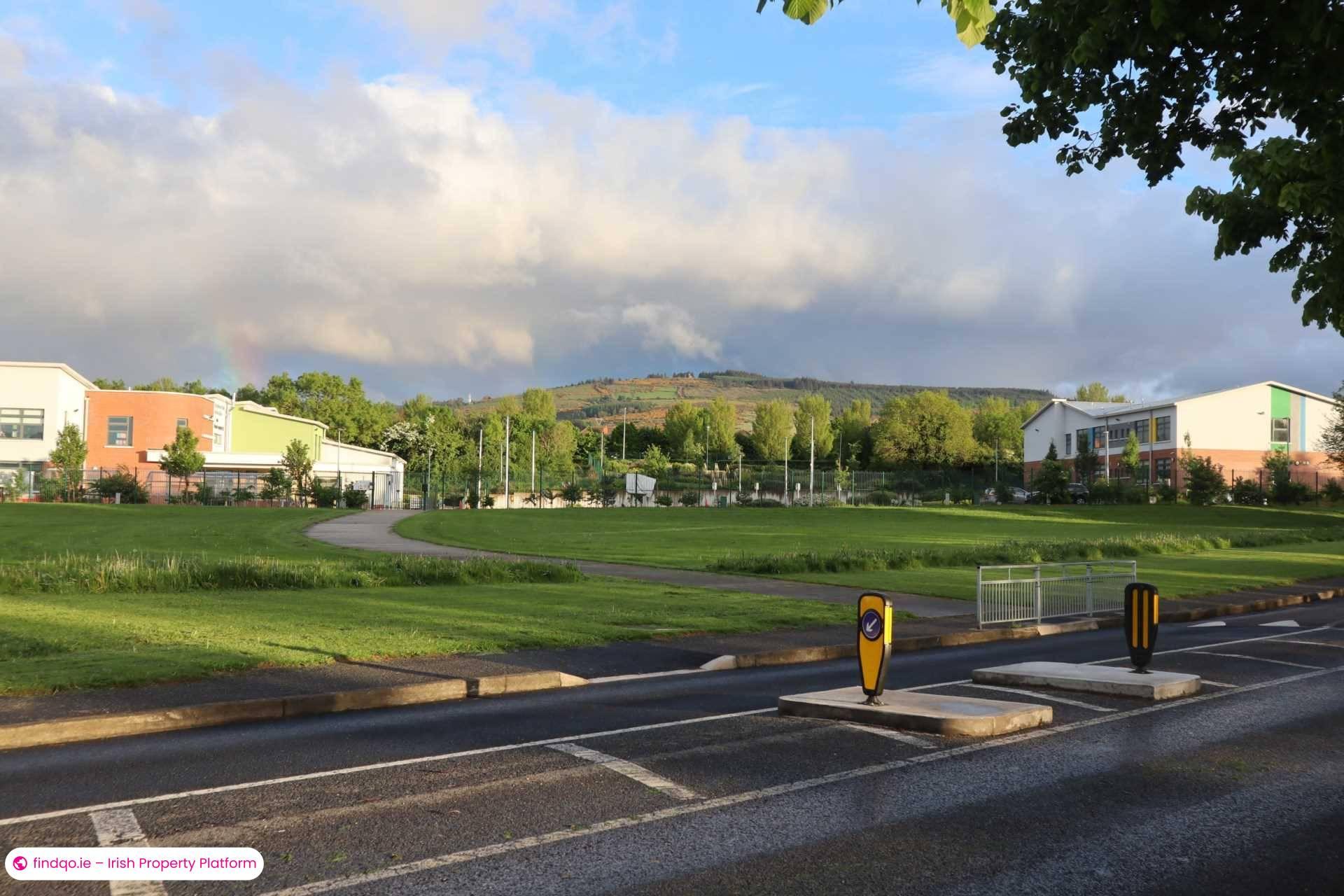 Semi-detached house for Sale in Dublin 24