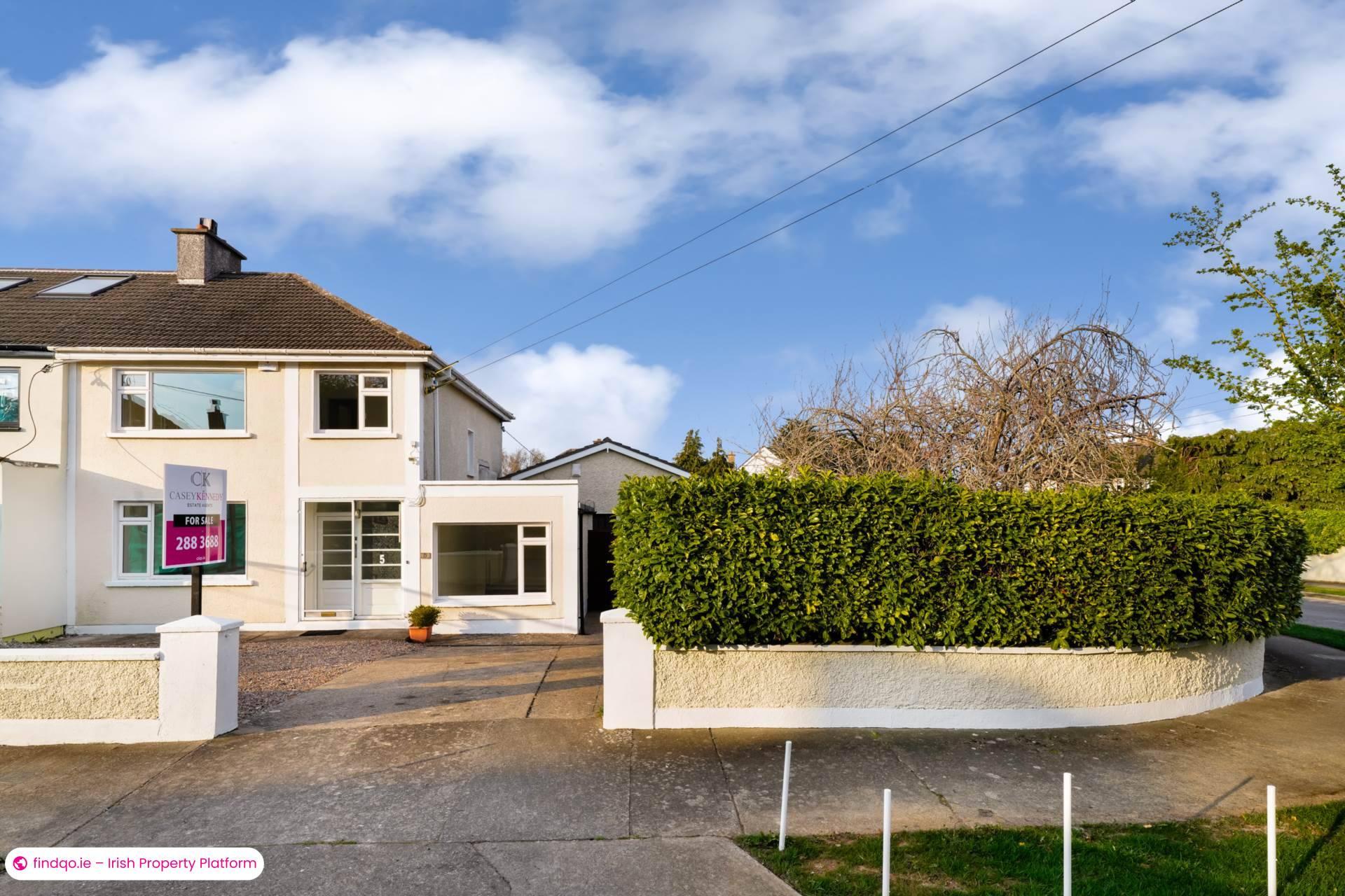 Semi-detached house for Sale in Rathfarnham, Dublin 16