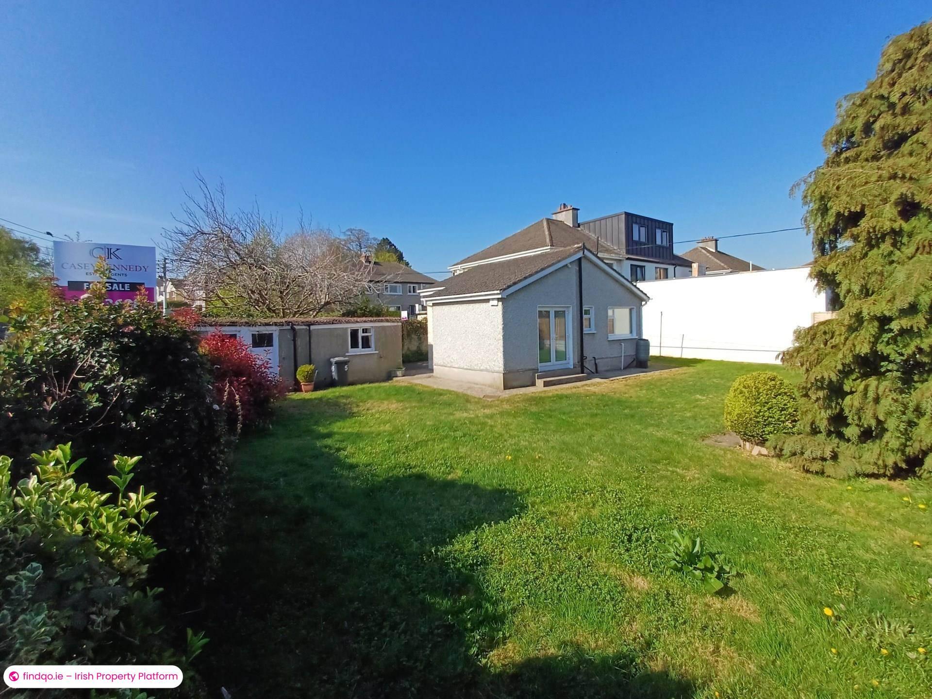 Semi-detached house for Sale in Rathfarnham, Dublin 16