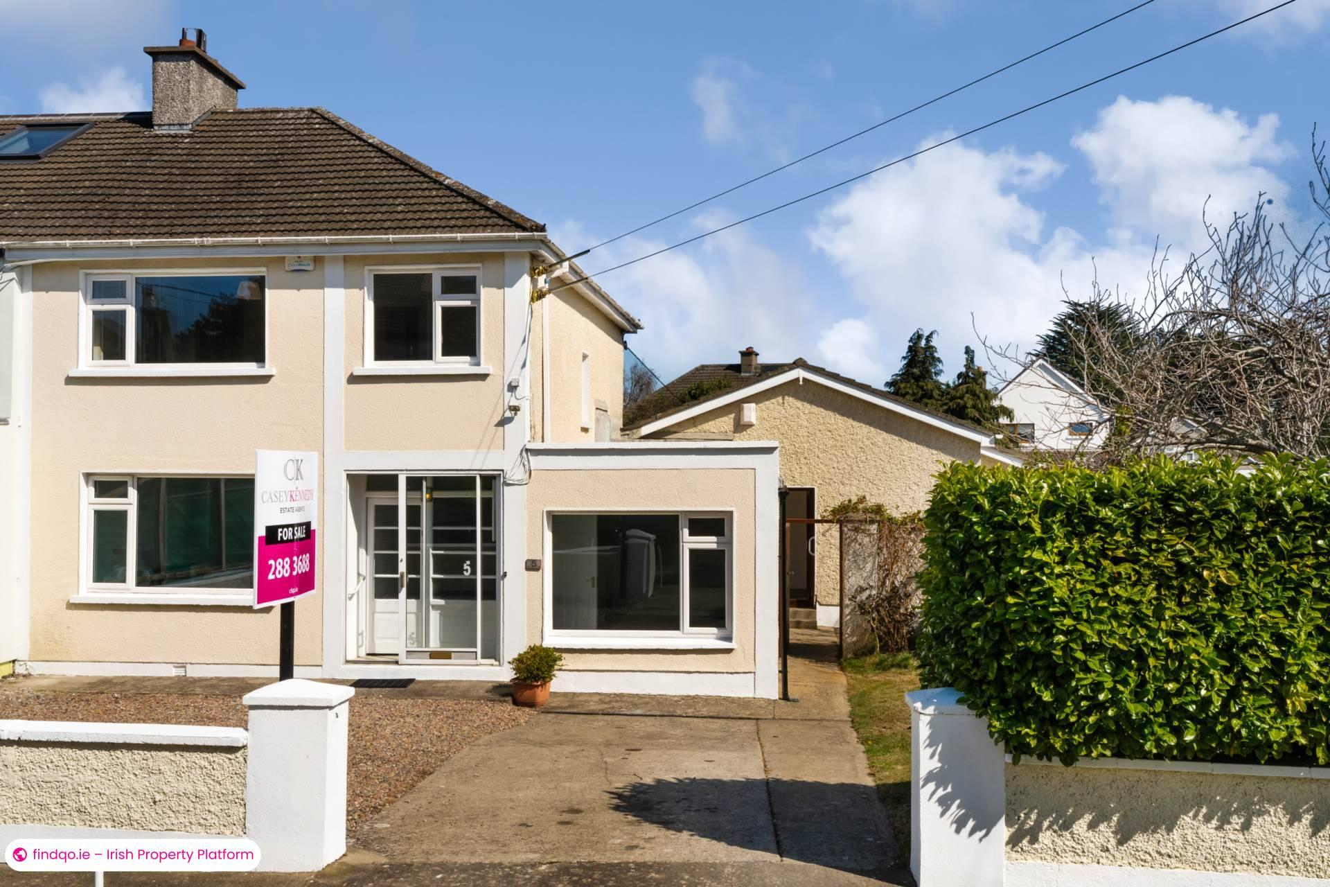 Semi-detached house for Sale in Rathfarnham, Dublin 16