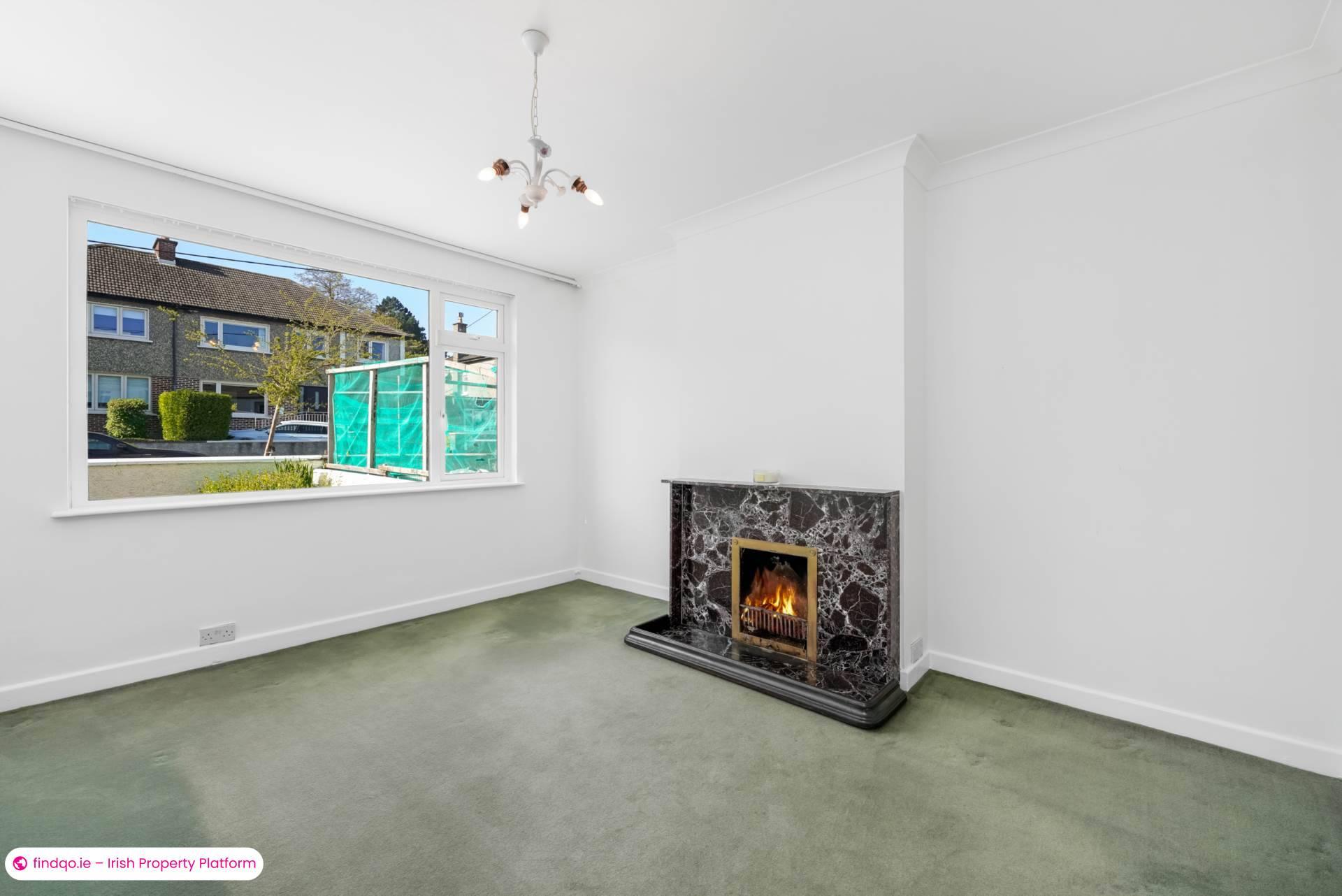 Semi-detached house for Sale in Rathfarnham, Dublin 16