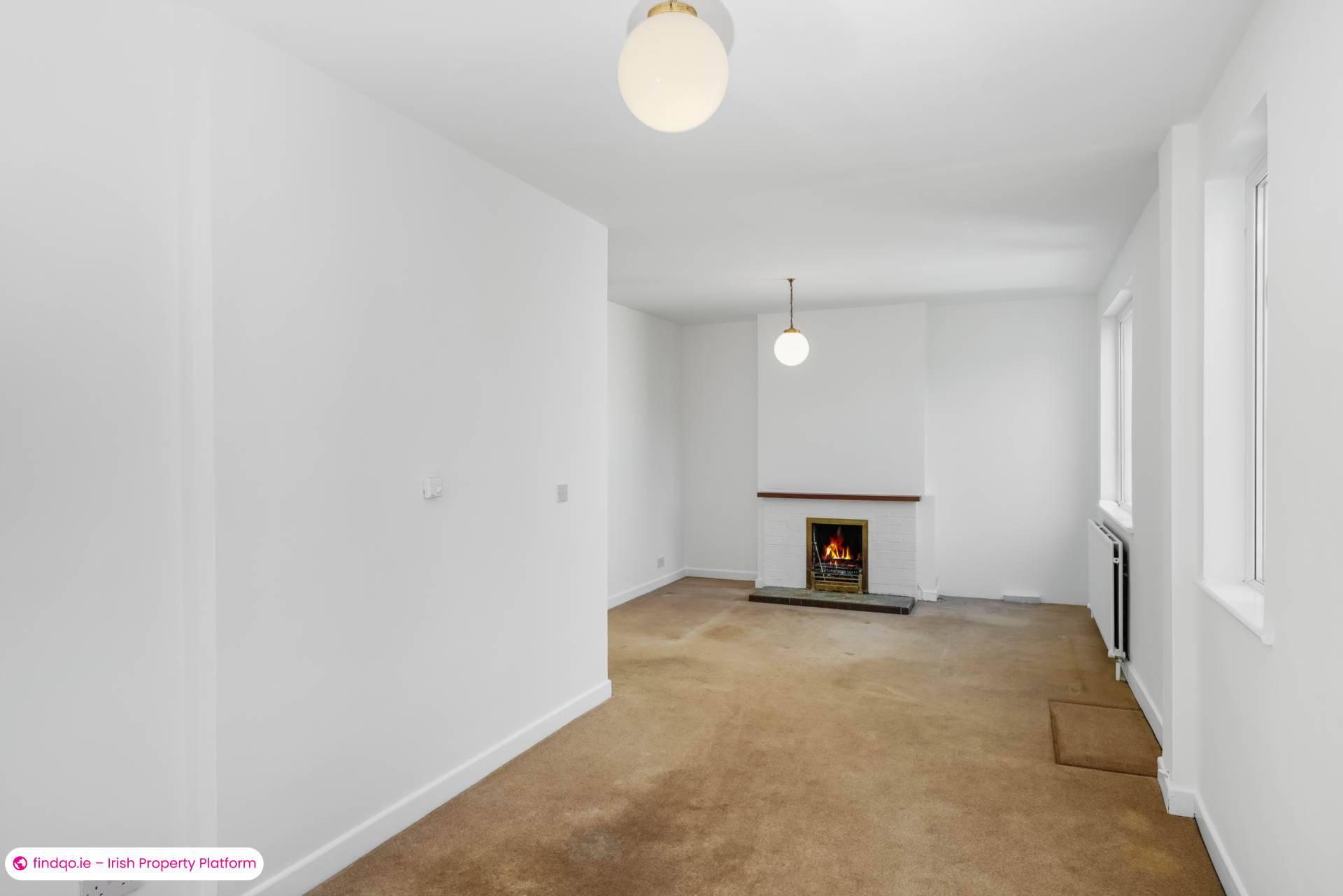 Semi-detached house for Sale in Rathfarnham, Dublin 16