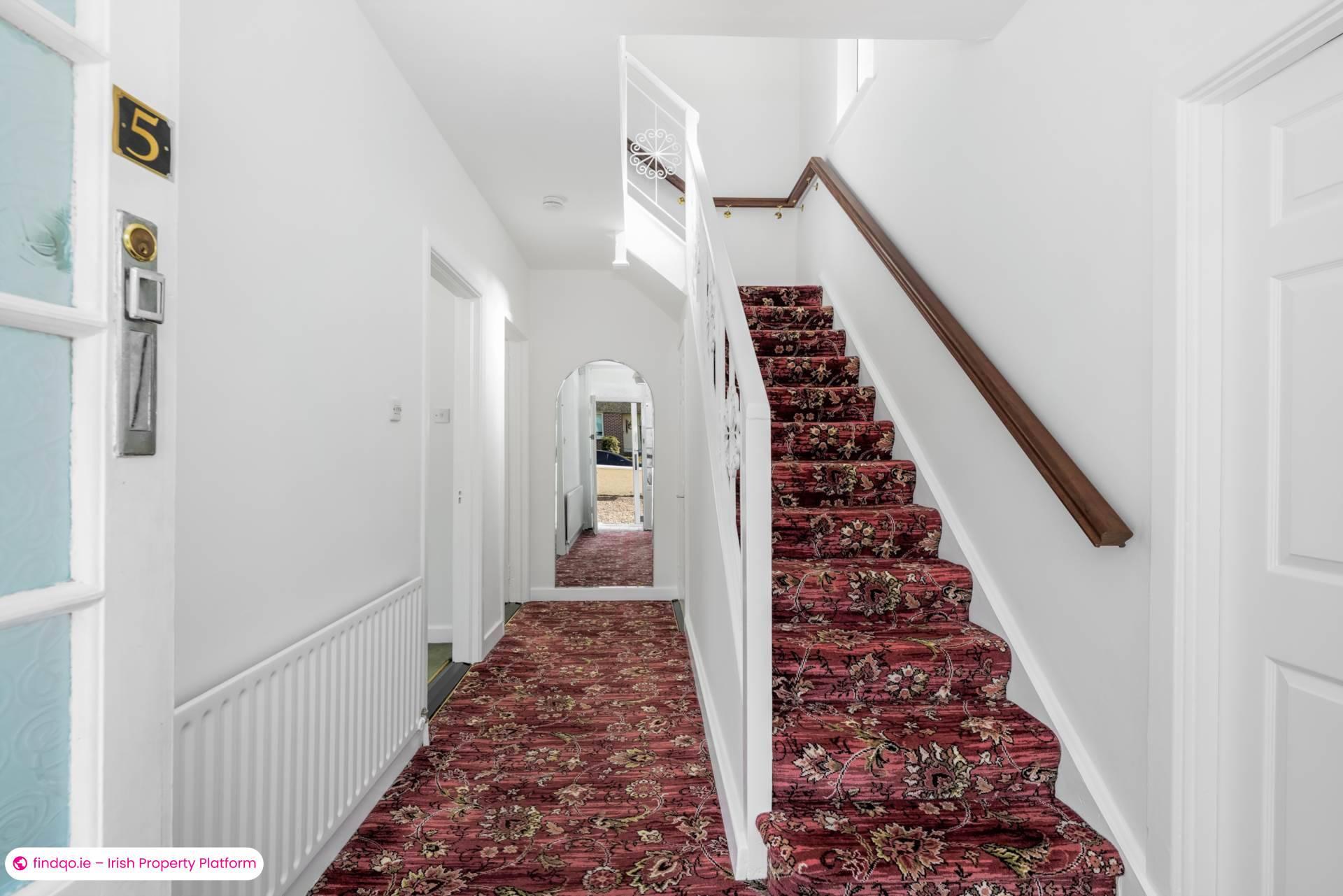 Semi-detached house for Sale in Rathfarnham, Dublin 16