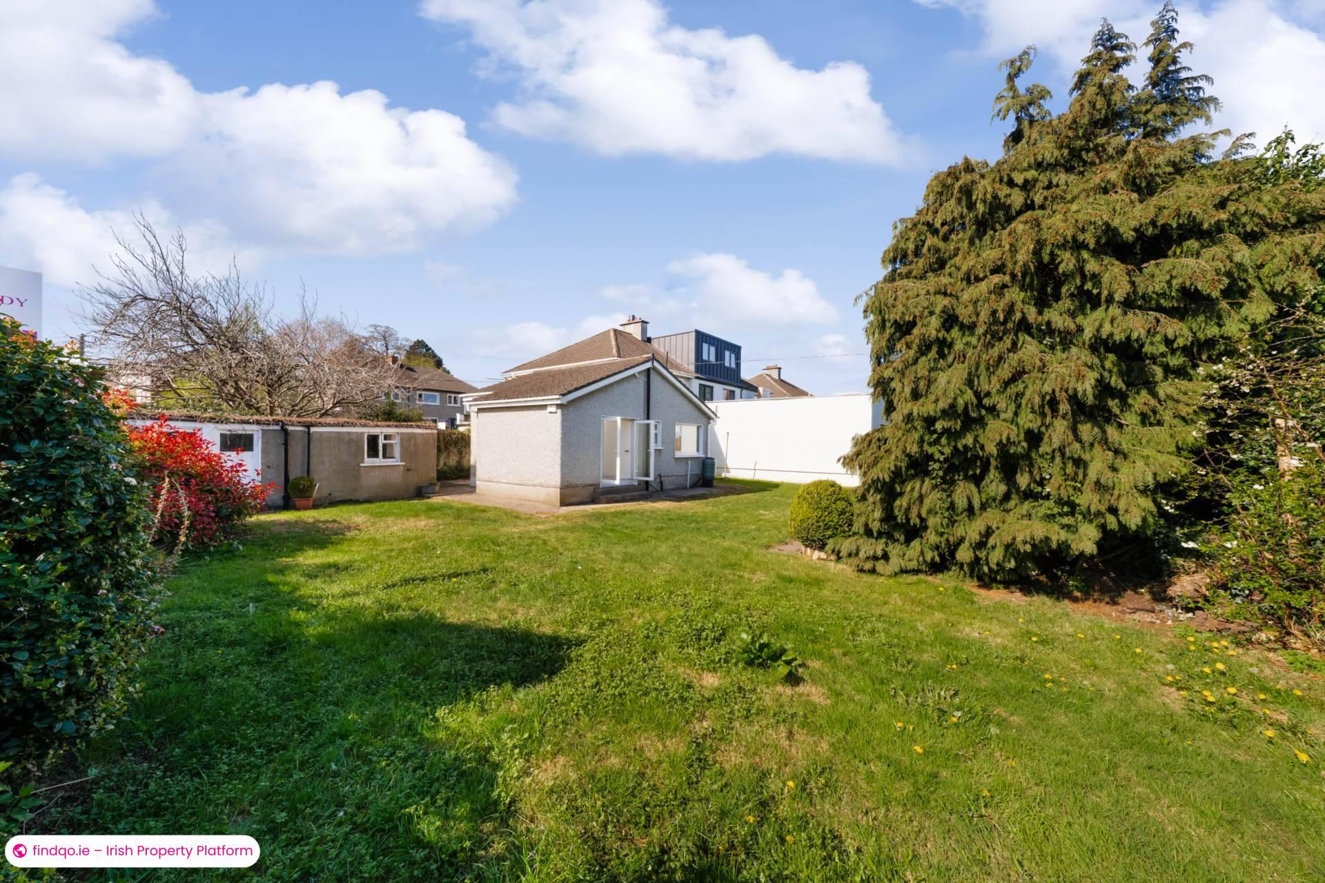 Semi-detached house for Sale in Rathfarnham, Dublin 16