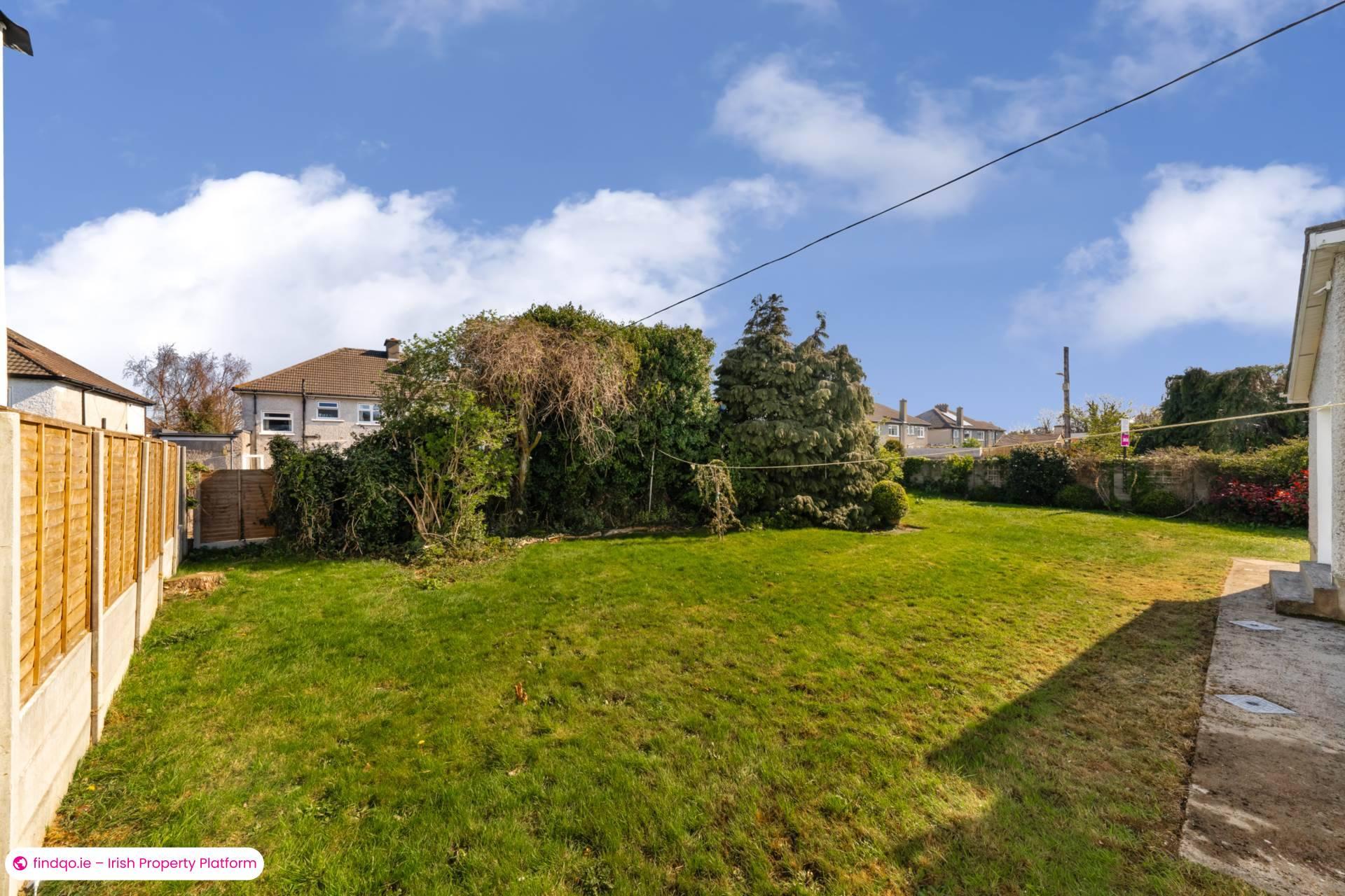 Semi-detached house for Sale in Rathfarnham, Dublin 16