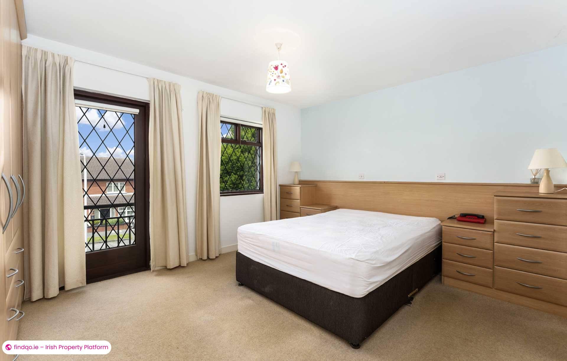 Detached house for Sale in Stillorgan, Dublin (County)