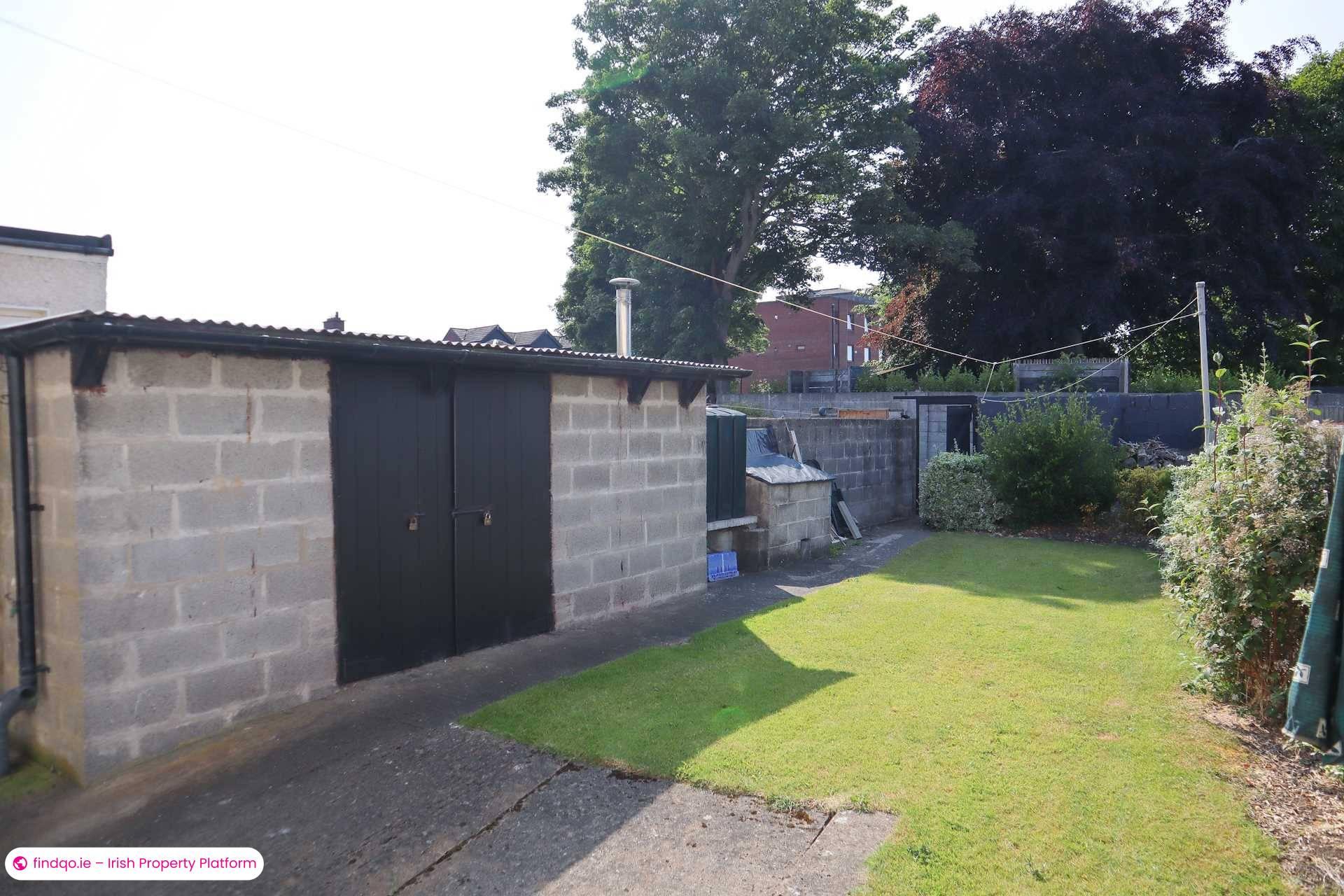 End of terrace house for Sale in Dublin 14