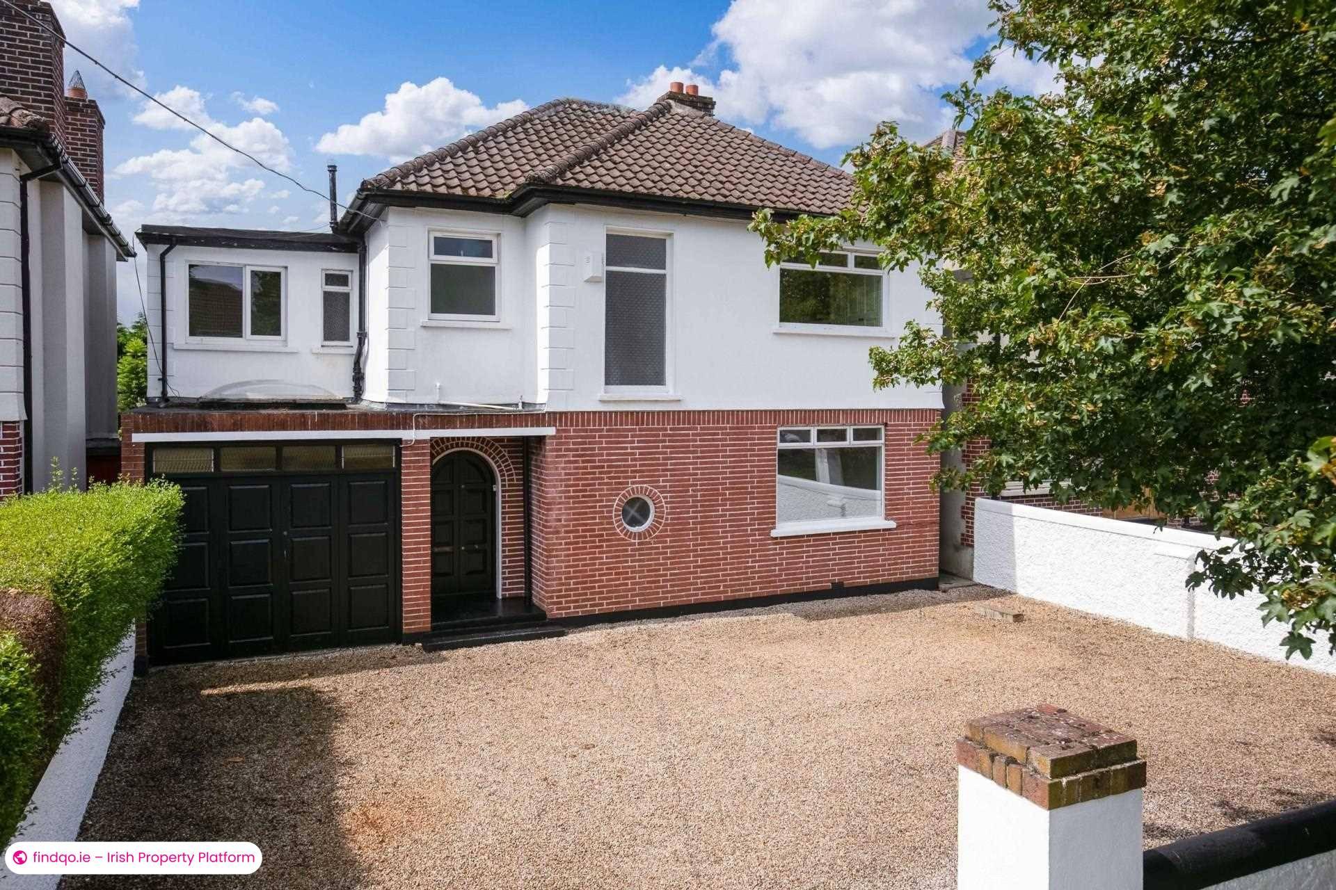 Detached house for Sale in Mount Merrion, Dublin (County)