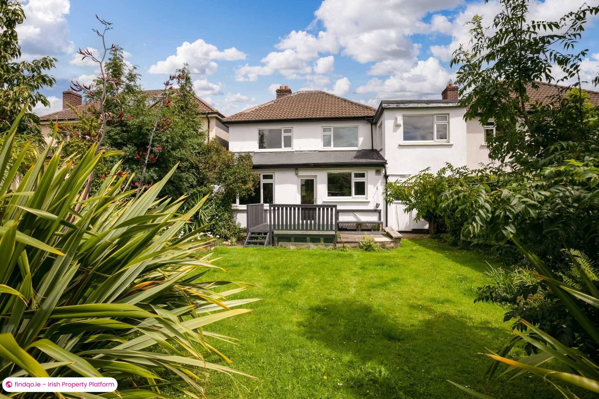 Detached house for Sale in Mount Merrion, Dublin (County)