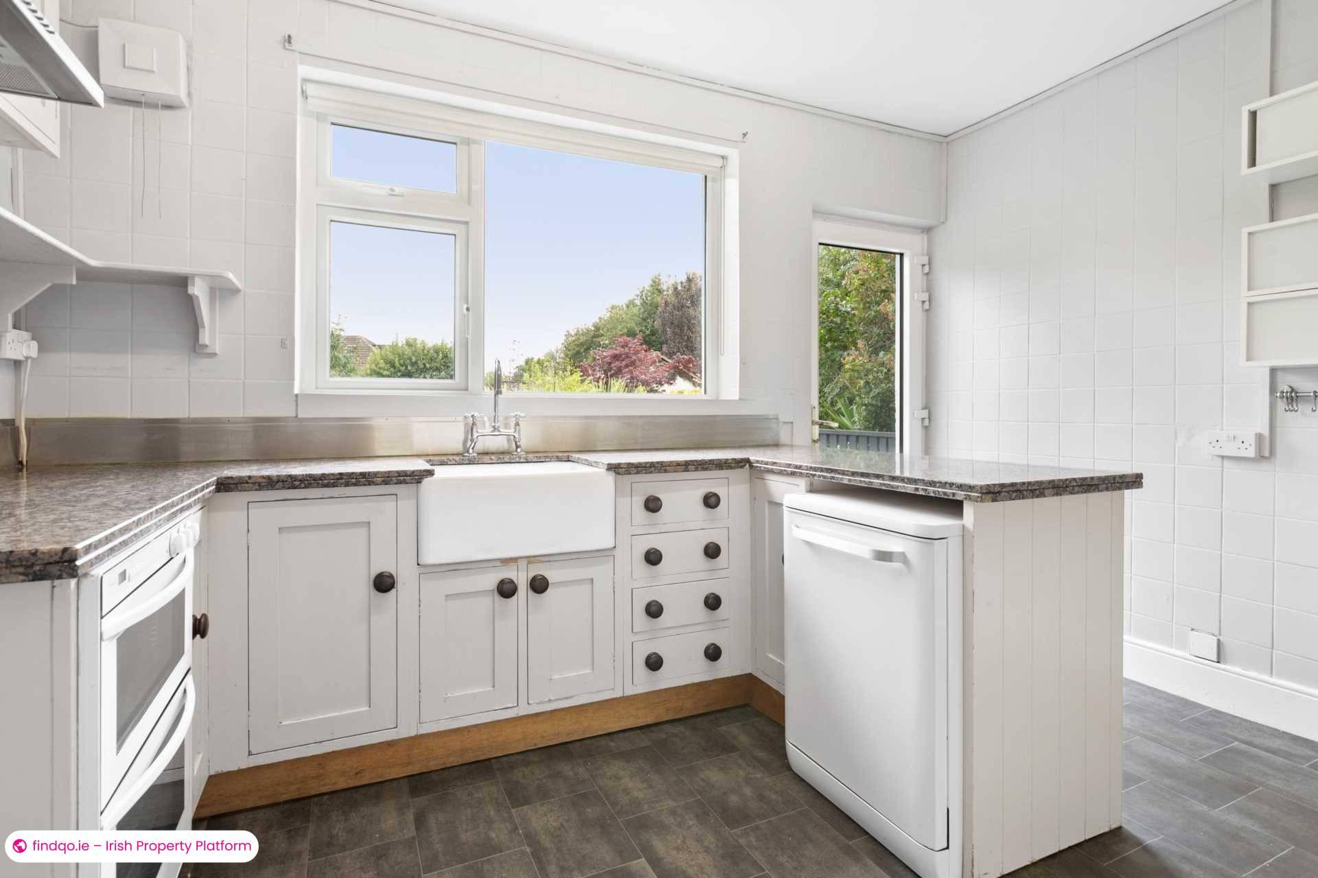 Detached house for Sale in Mount Merrion, Dublin (County)