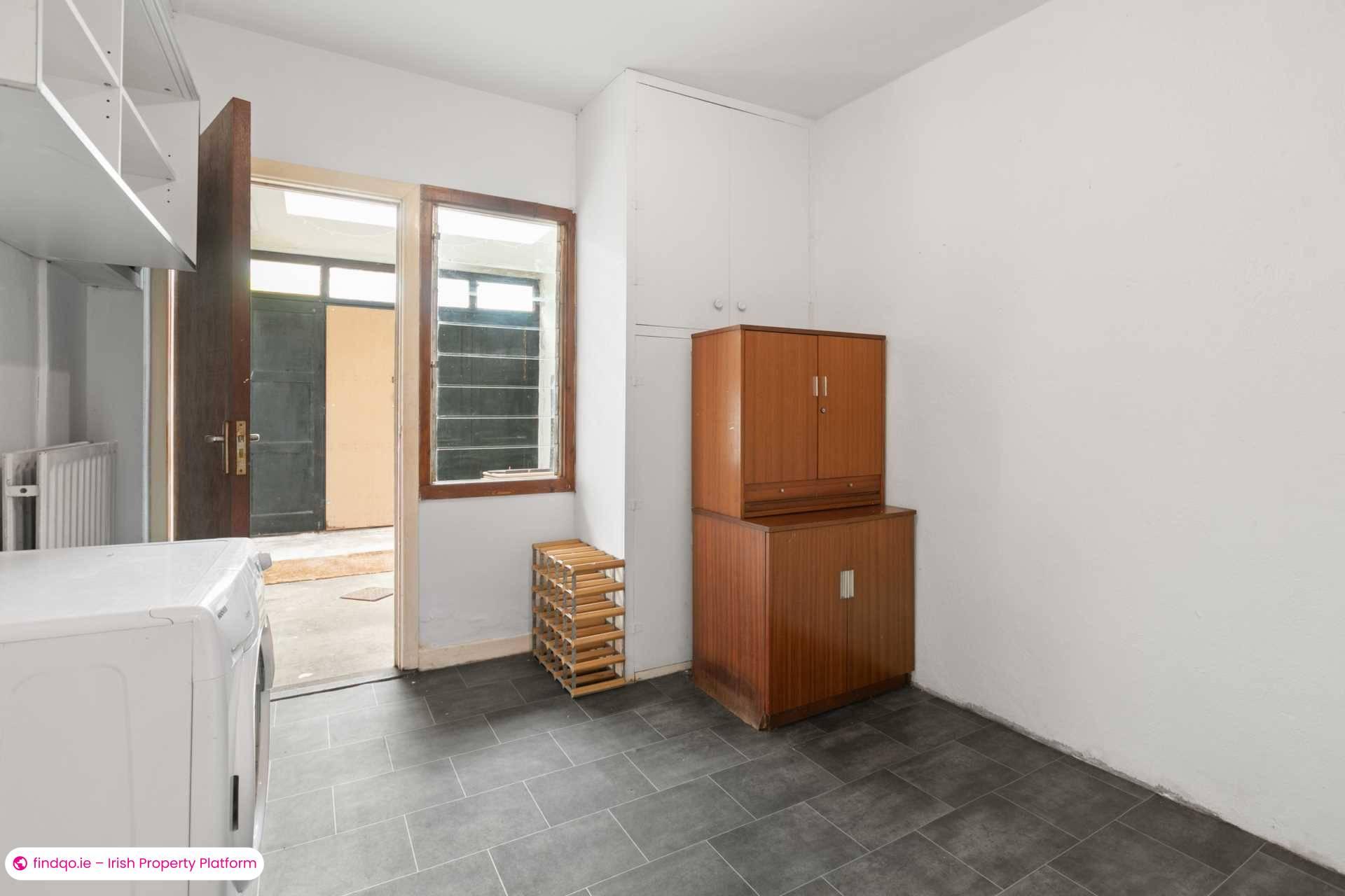 Detached house for Sale in Mount Merrion, Dublin (County)