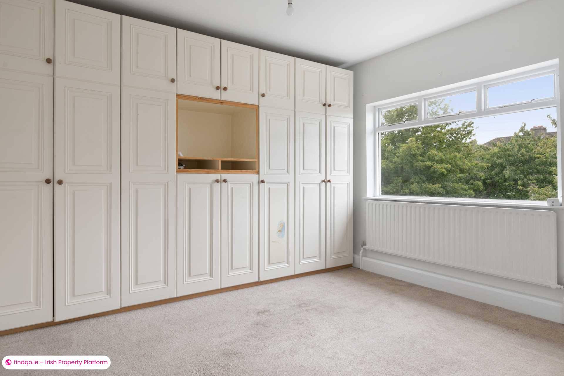 Detached house for Sale in Mount Merrion, Dublin (County)