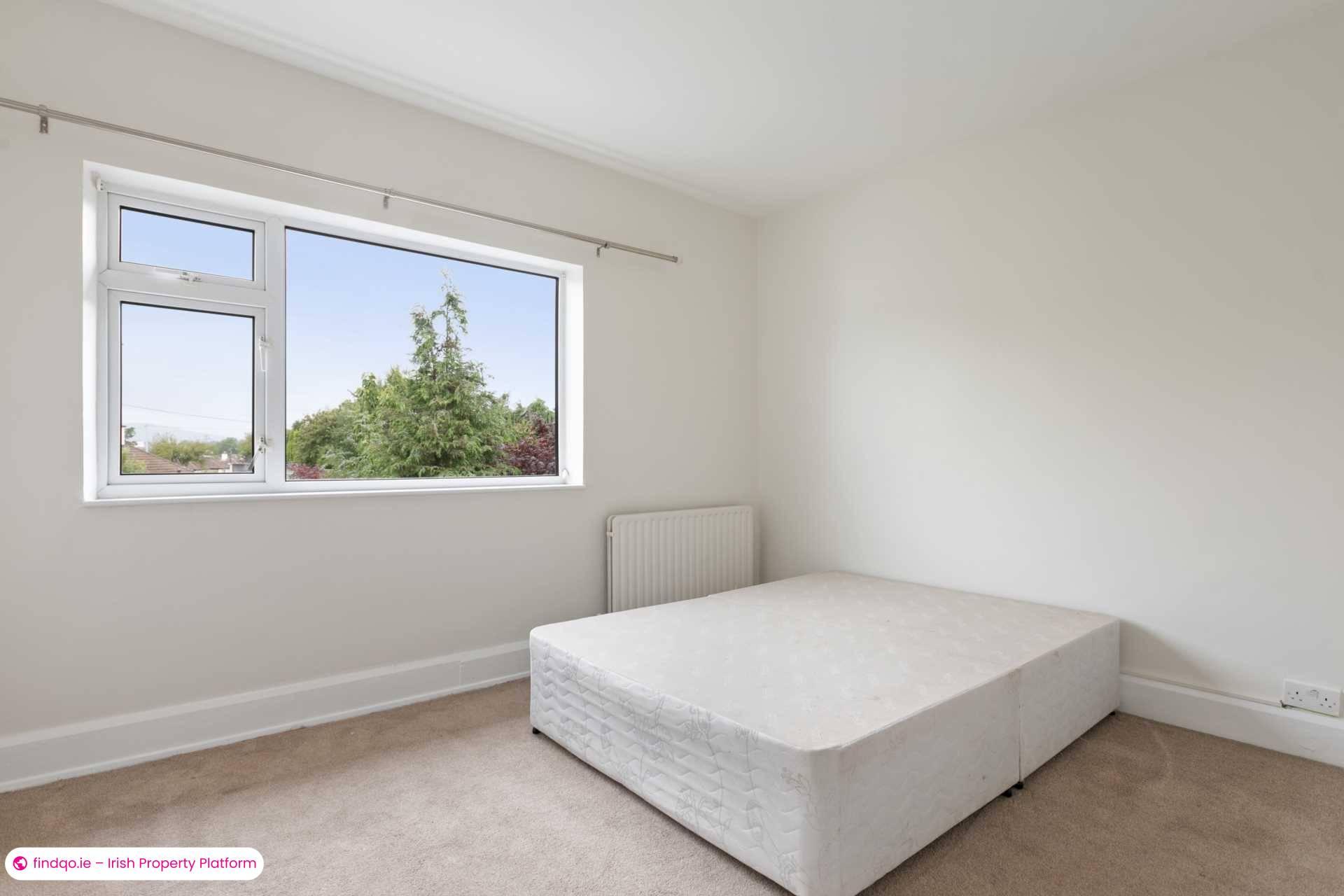 Detached house for Sale in Mount Merrion, Dublin (County)