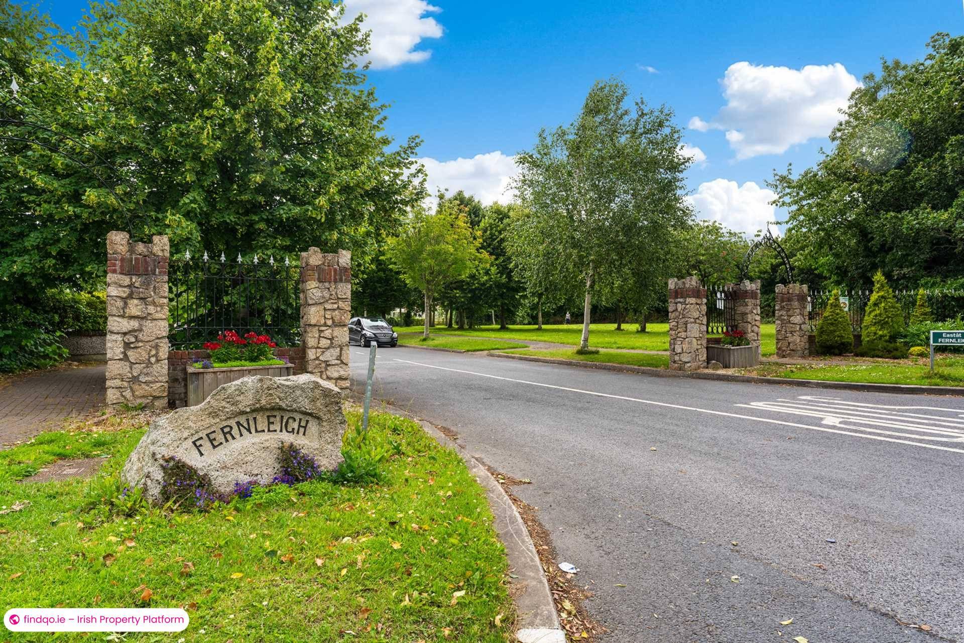 Semi-detached house for Sale in Dublin 18