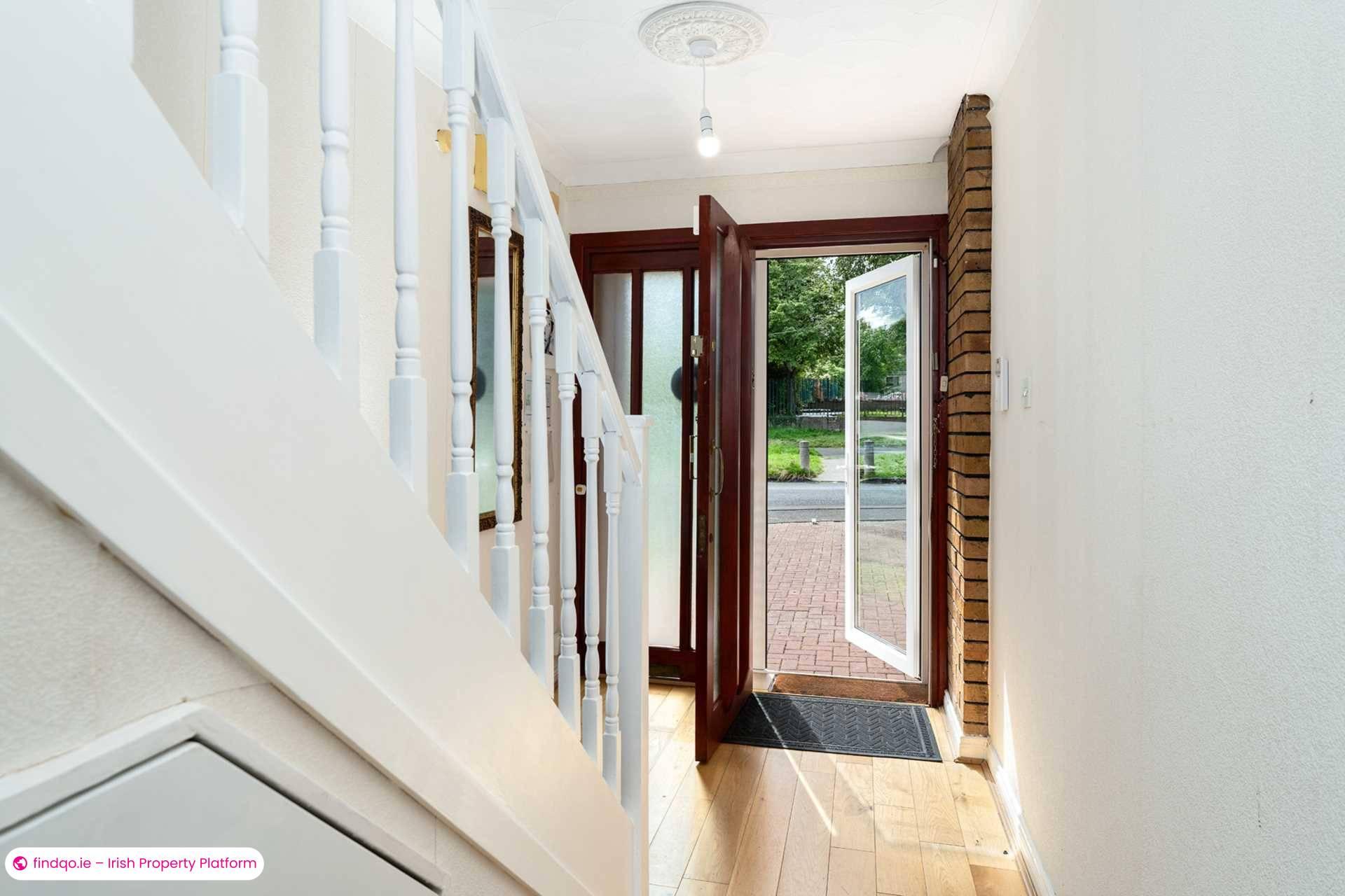 Semi-detached house for Sale in Dublin 16