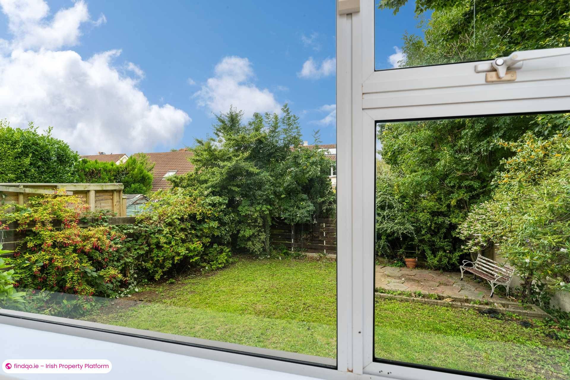 Semi-detached house for Sale in Dublin 16