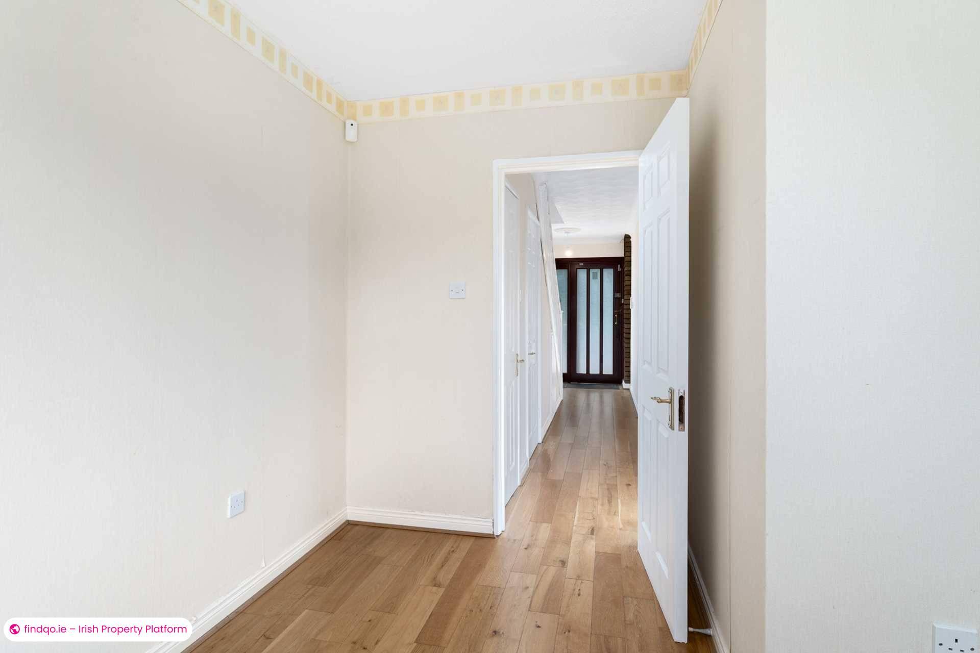 Semi-detached house for Sale in Dublin 16