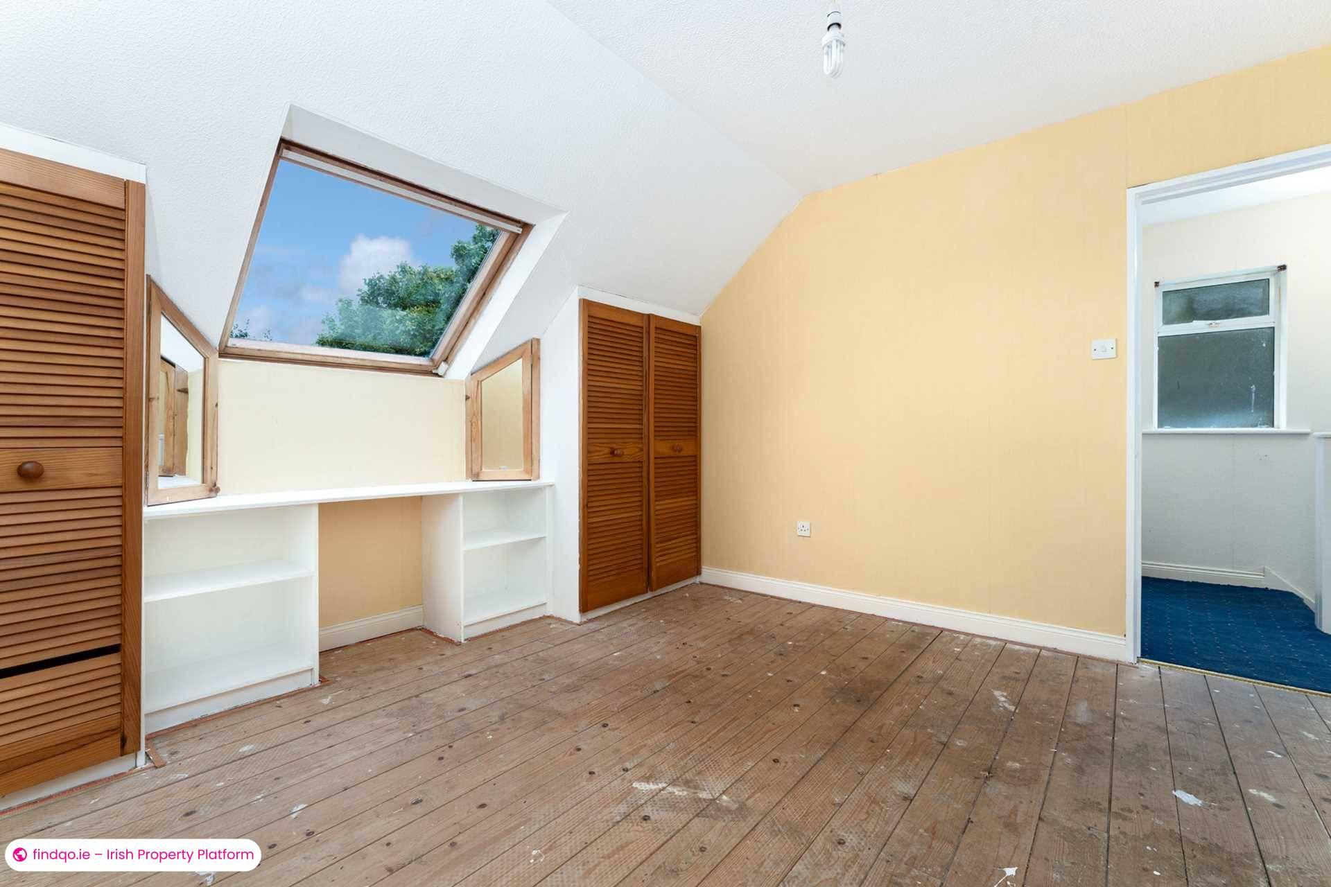 Semi-detached house for Sale in Dublin 16