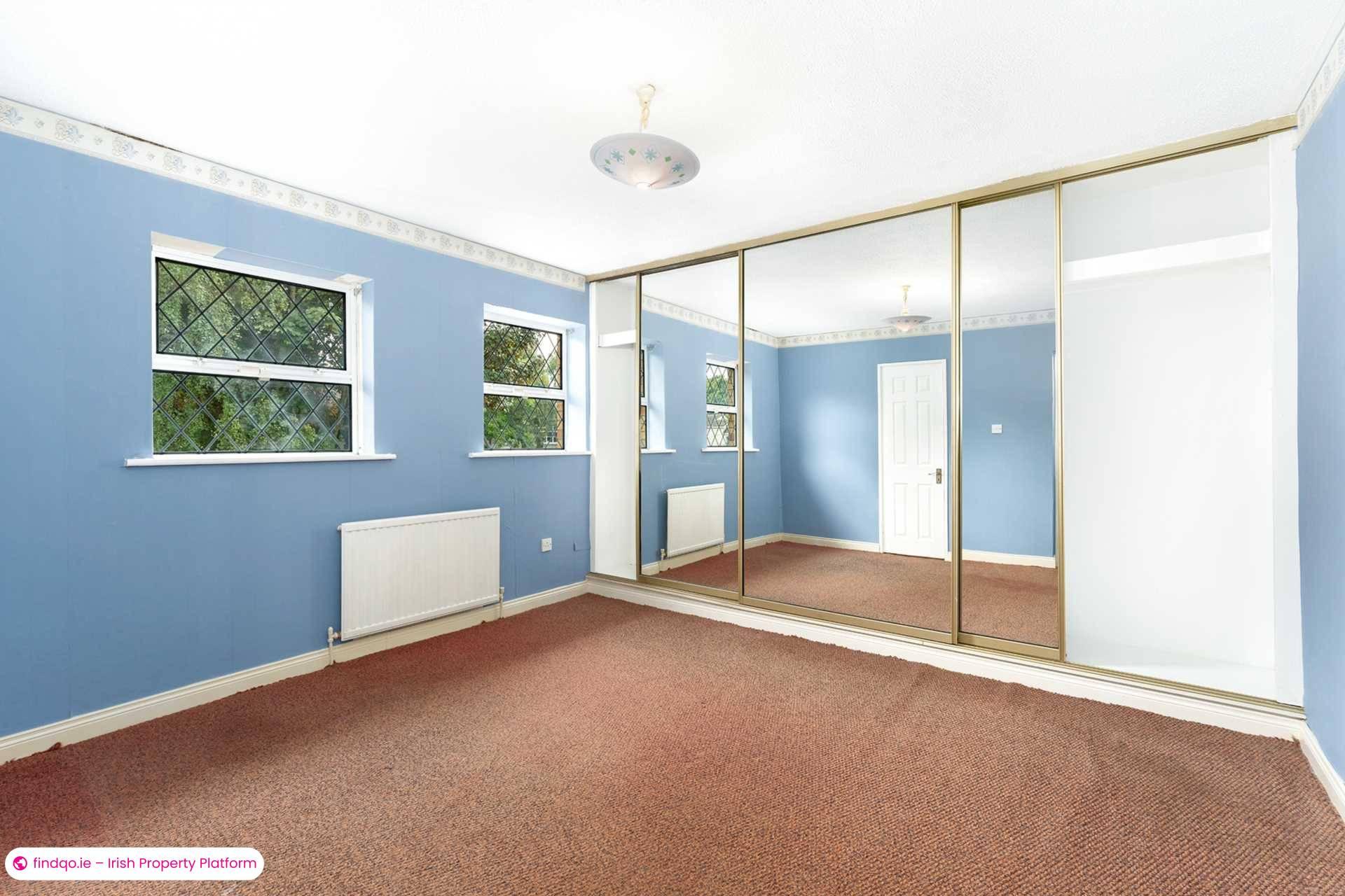 Semi-detached house for Sale in Dublin 16