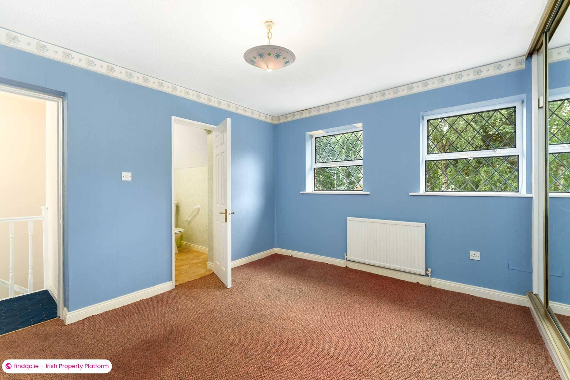 Semi-detached house for Sale in Dublin 16