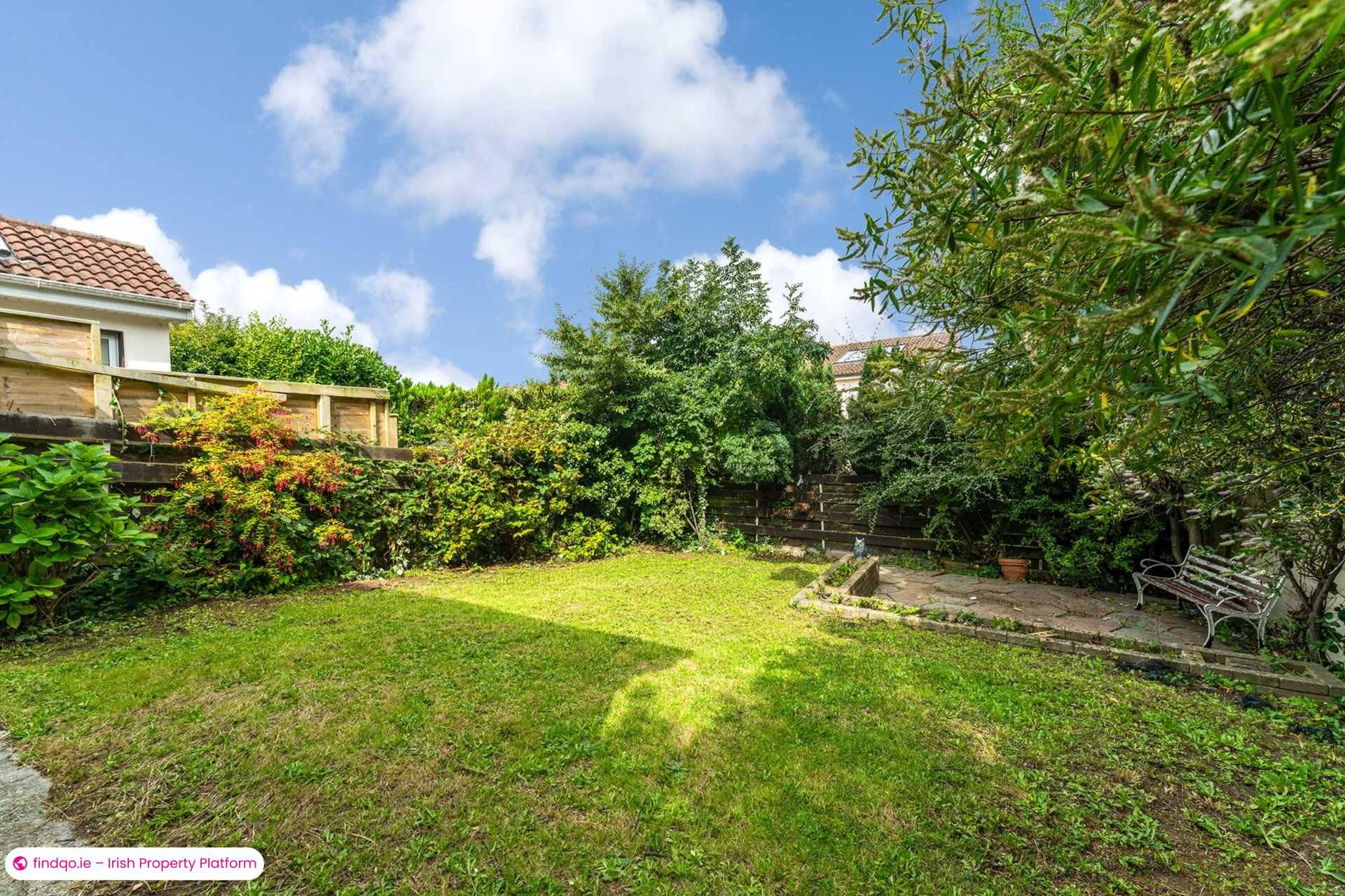 Semi-detached house for Sale in Dublin 16