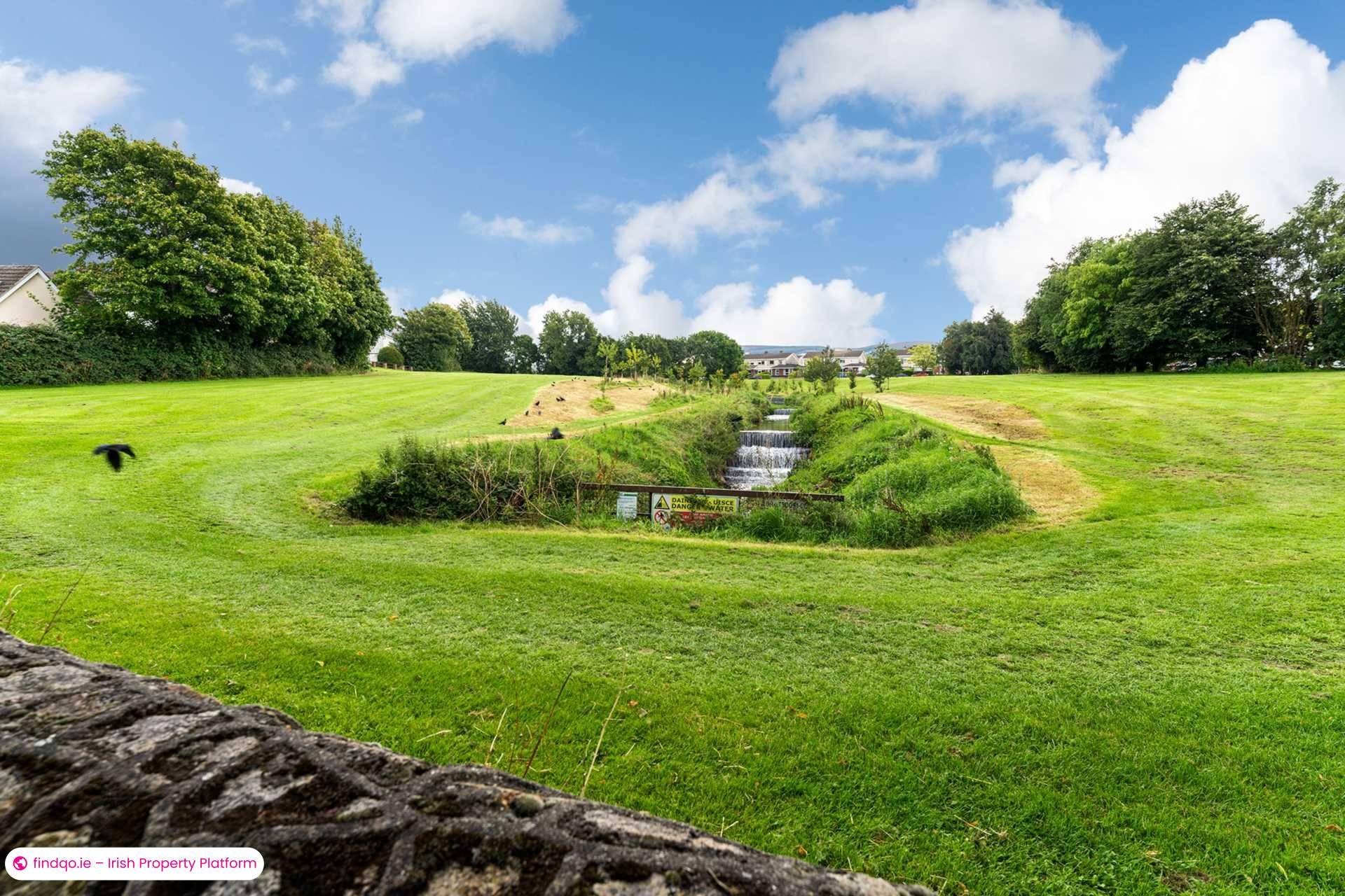 Semi-detached house for Sale in Dublin 16