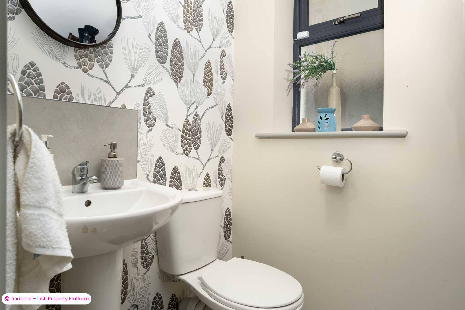 Semi-detached house for Sale in Dublin 24