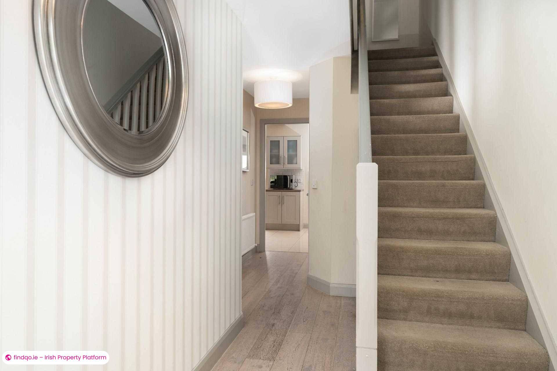 Semi-detached house for Sale in Dublin 24