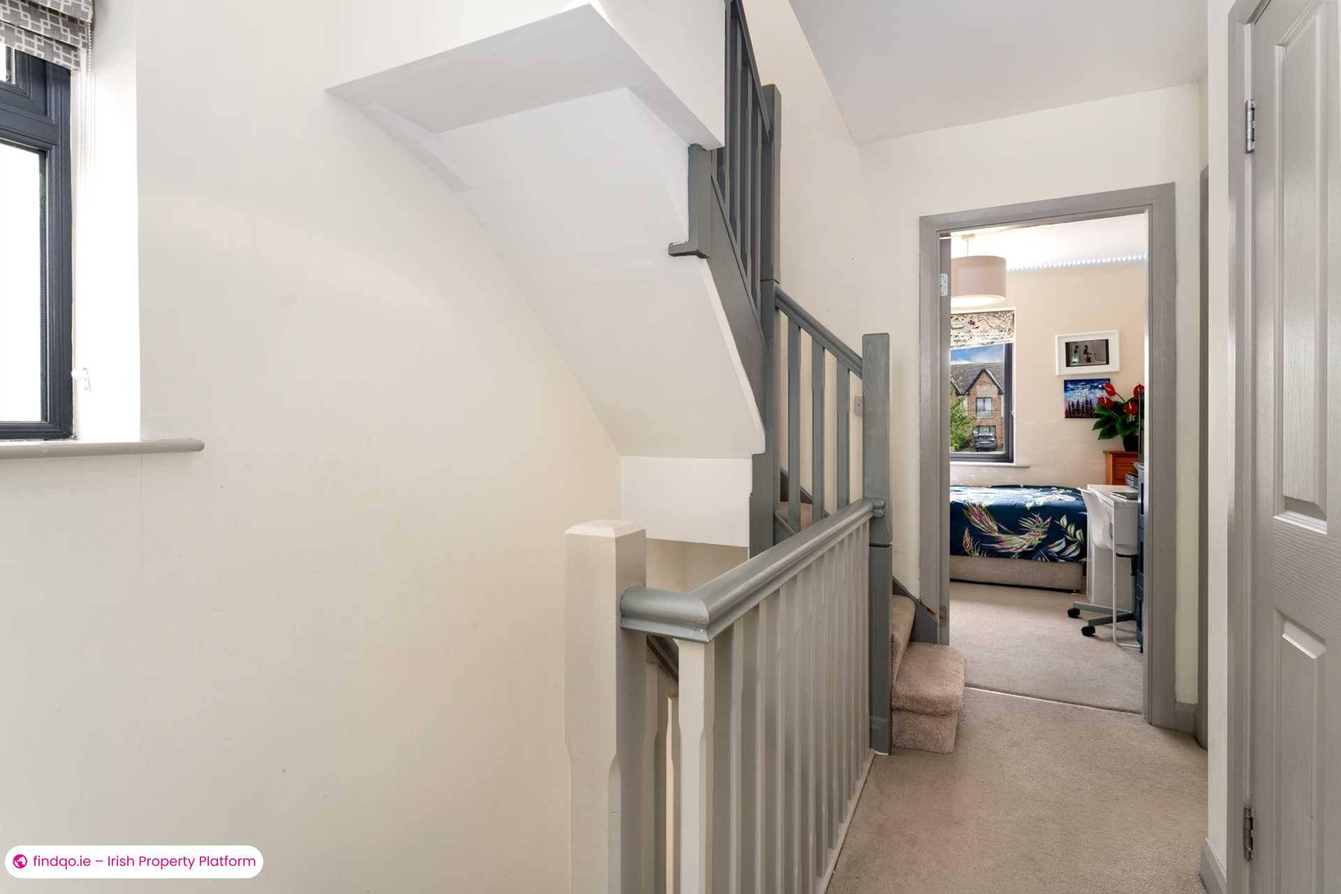 Semi-detached house for Sale in Dublin 24