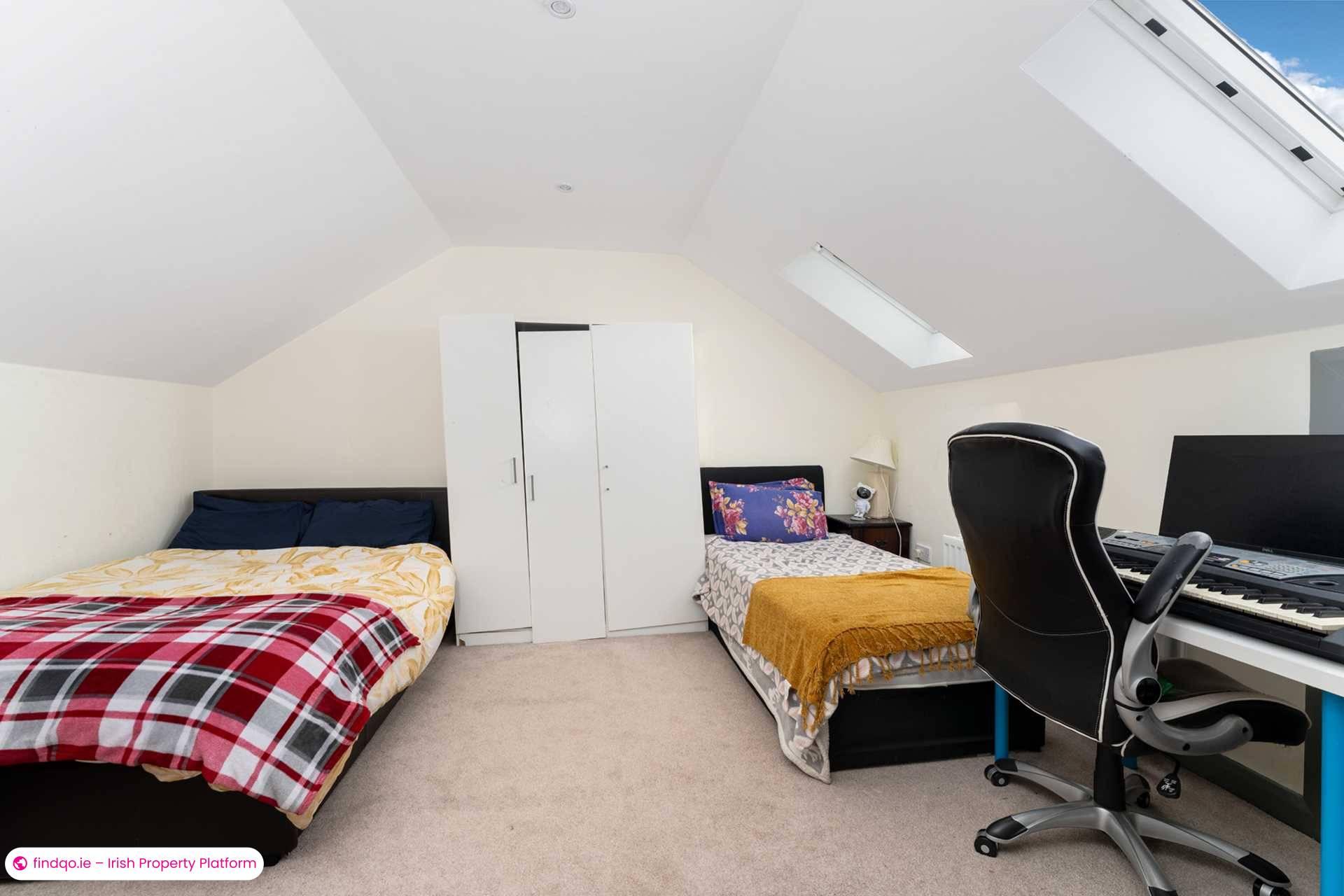 Semi-detached house for Sale in Dublin 24