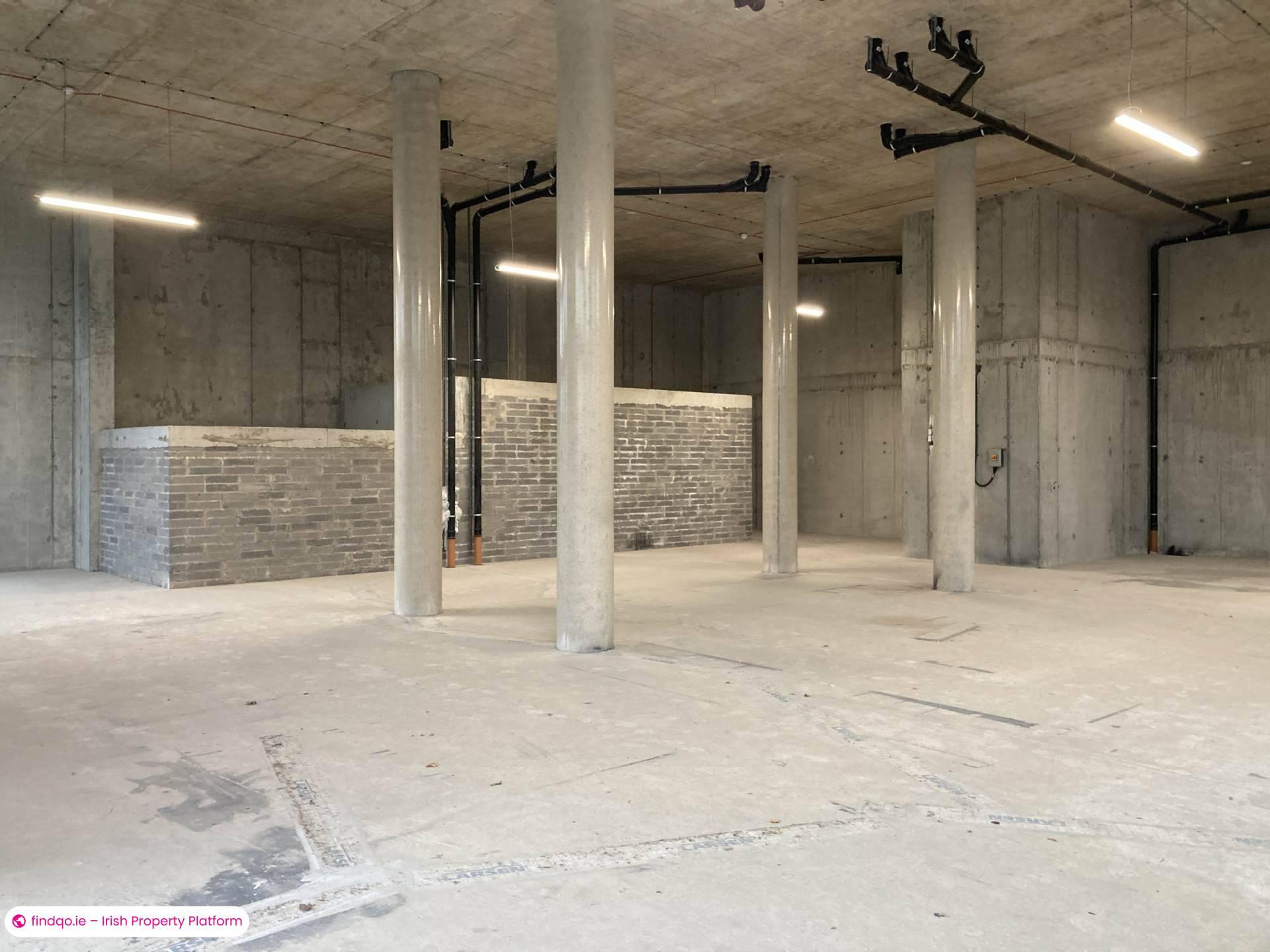 Unfurnished Retail Unit for Rent in Dublin 24