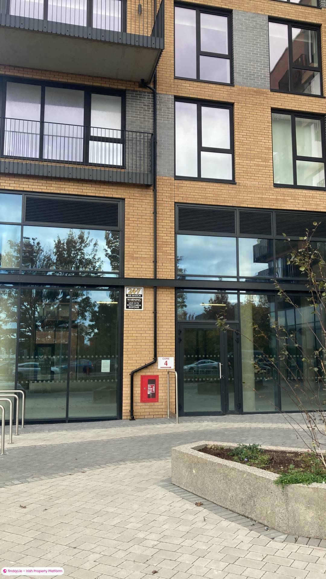 Unfurnished Retail Unit for Rent in Dublin 24