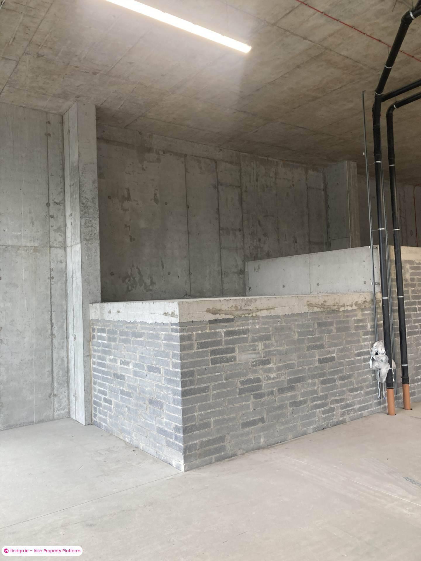 Unfurnished Retail Unit for Rent in Dublin 24