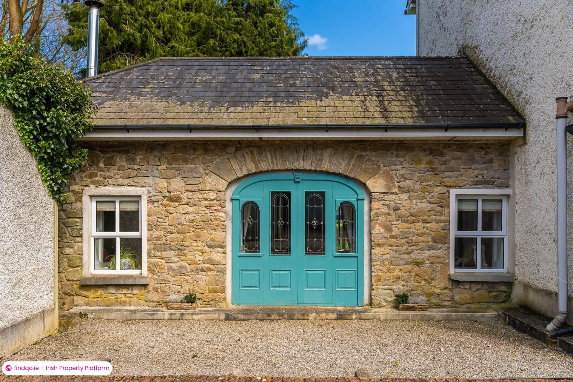 Detached house for Sale in Moneygall, Offaly