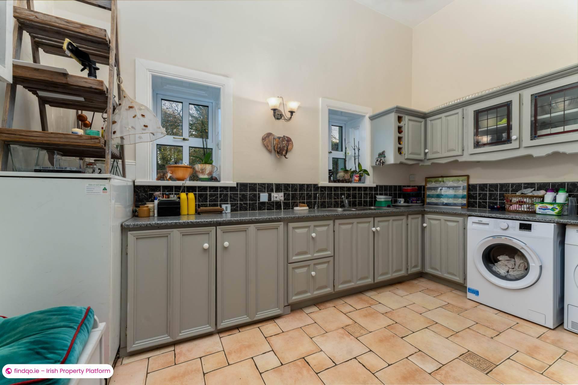 Detached house for Sale in Moneygall, Offaly