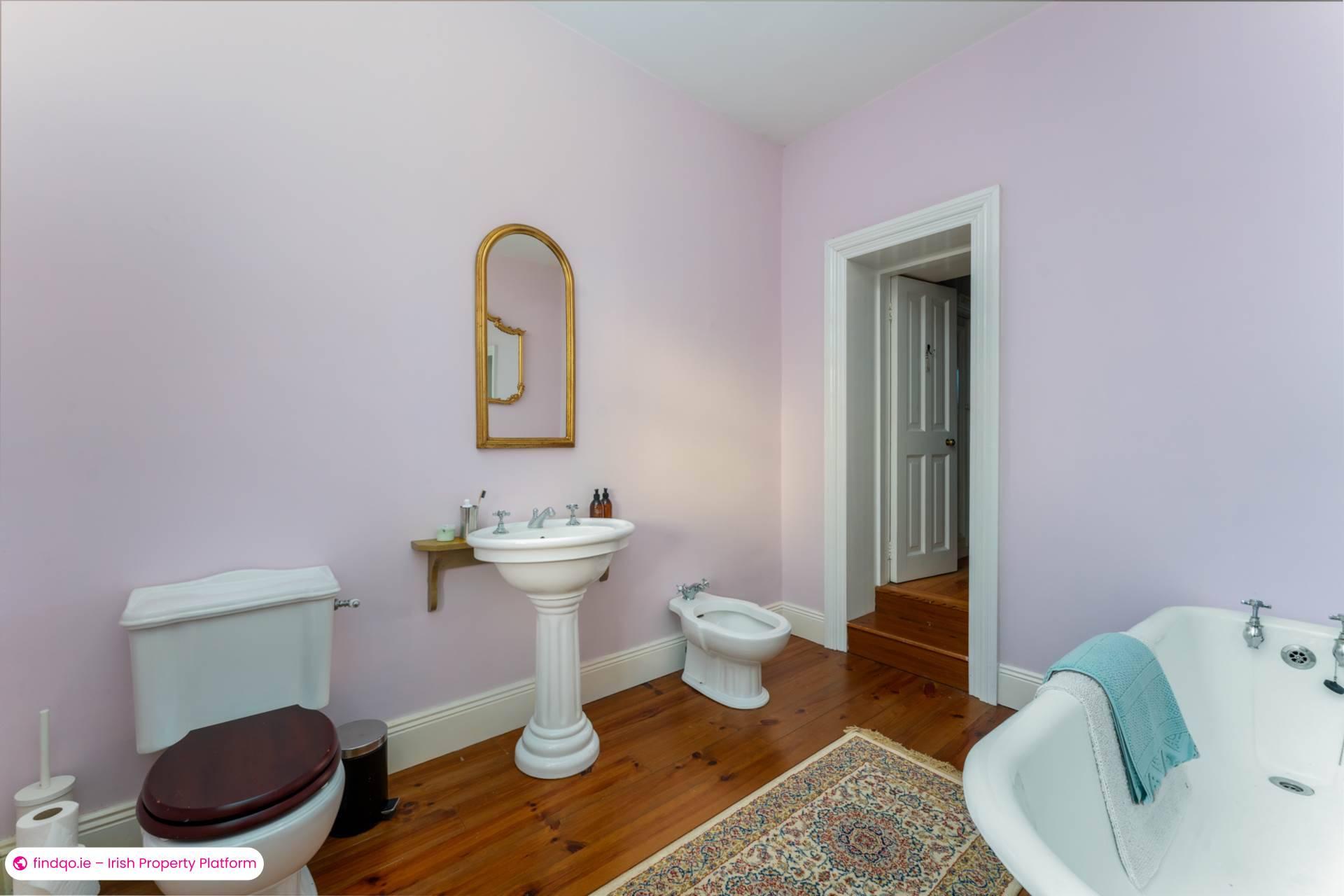 Detached house for Sale in Moneygall, Offaly