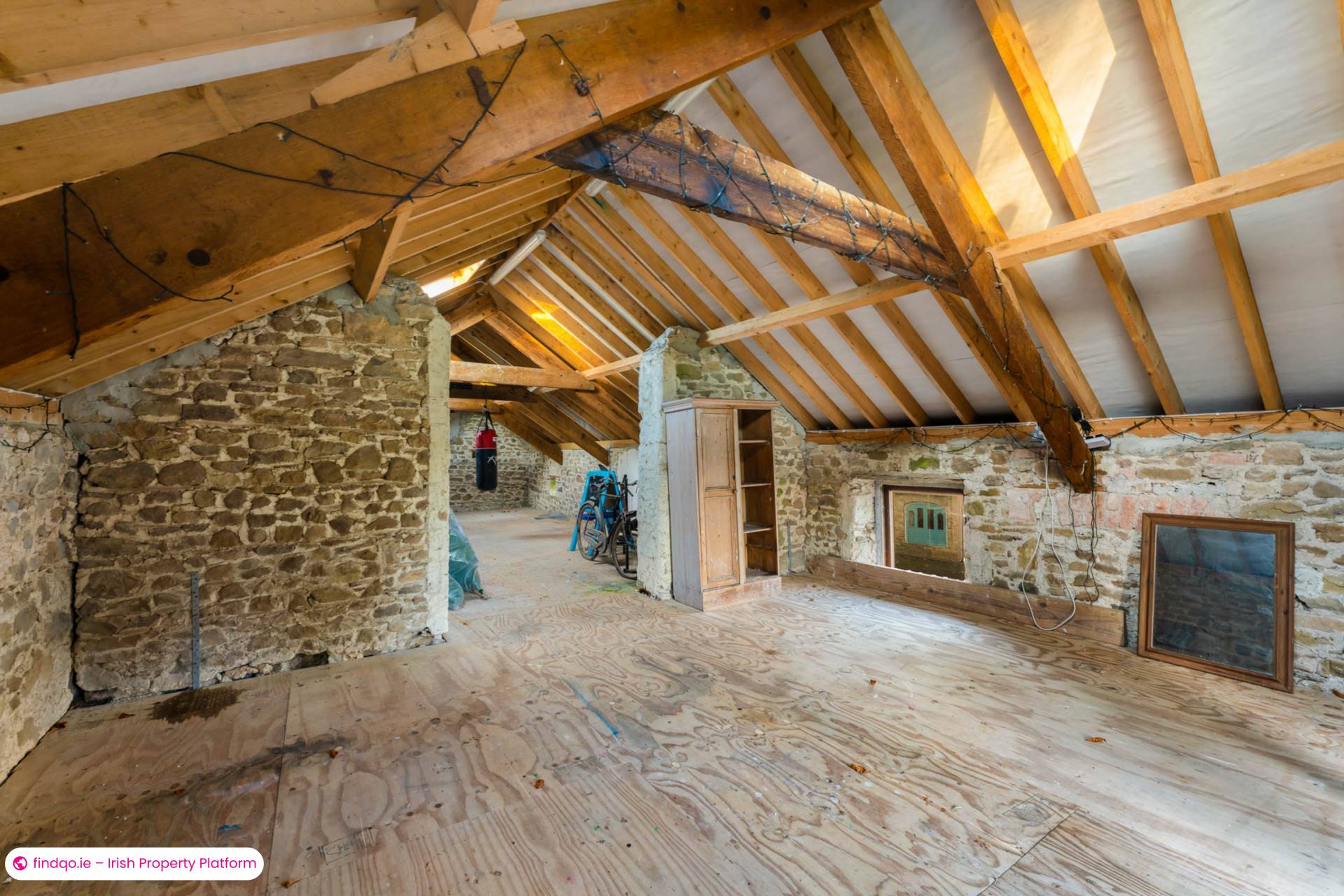 Detached house for Sale in Moneygall, Offaly