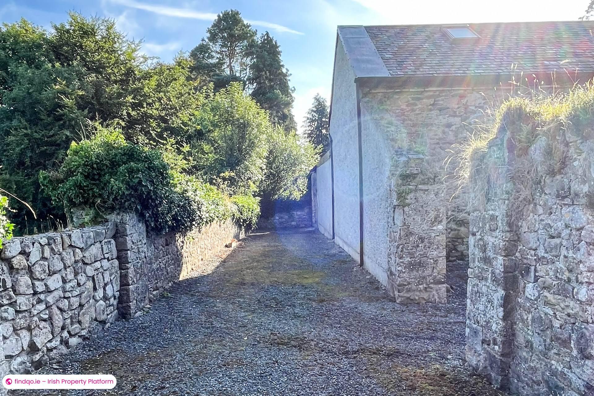 Detached house for Sale in Moneygall, Offaly