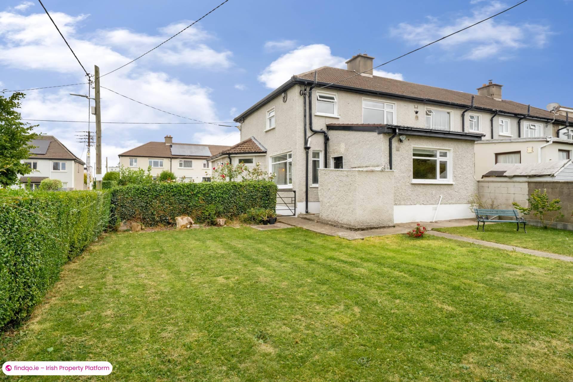 Semi-detached house for Sale in Dublin 14